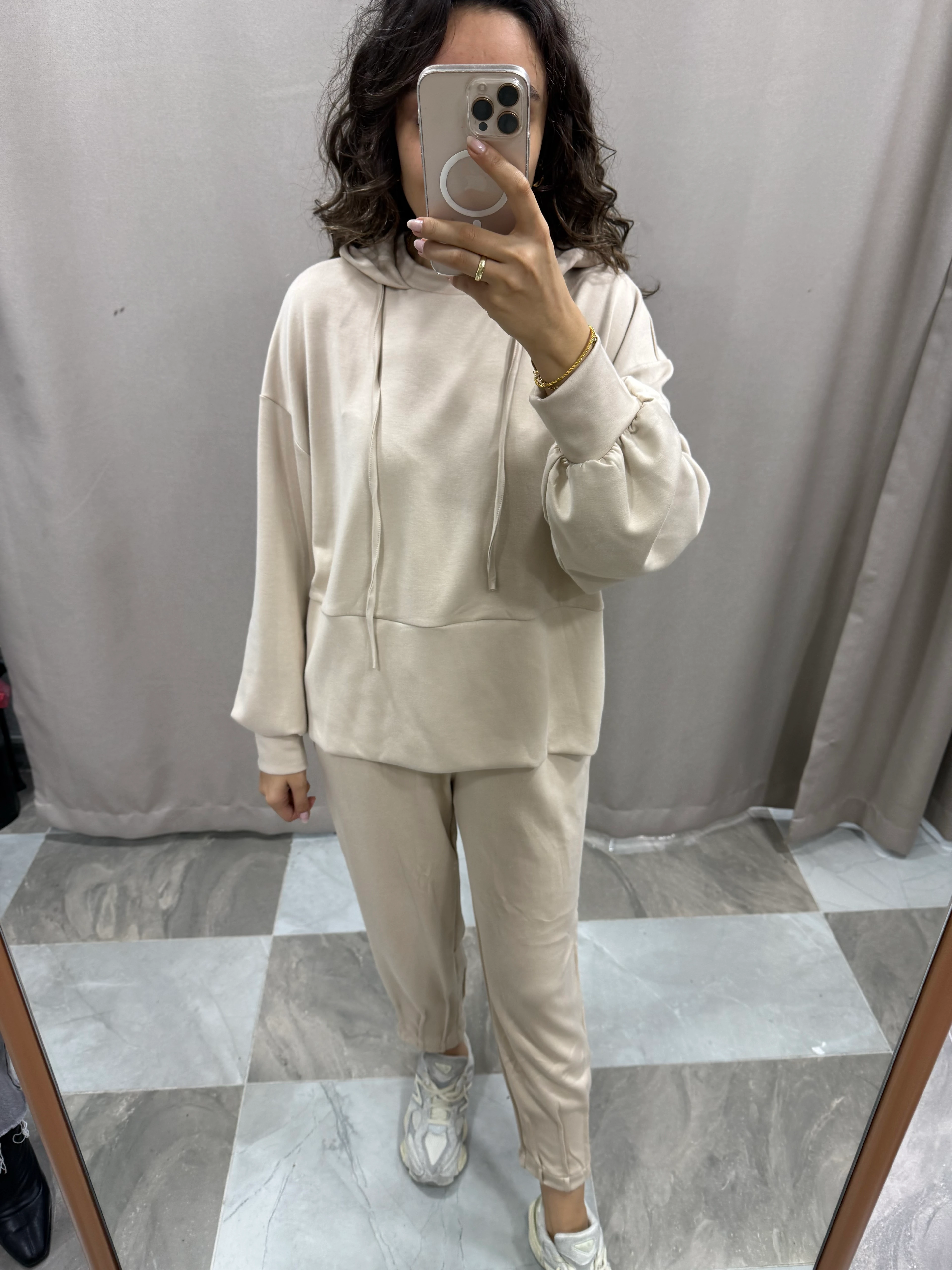 FERMUAR DETAYLI EŞOFMAN TAKIMI - TAŞ