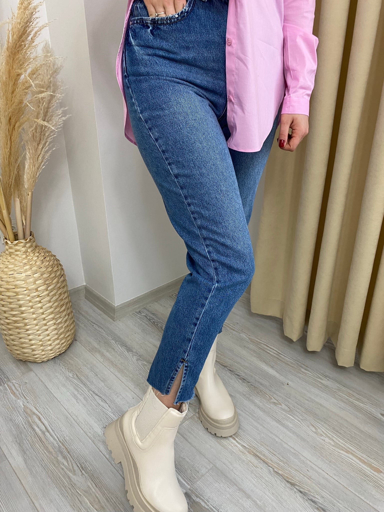Paçası Kesik Mom Jean