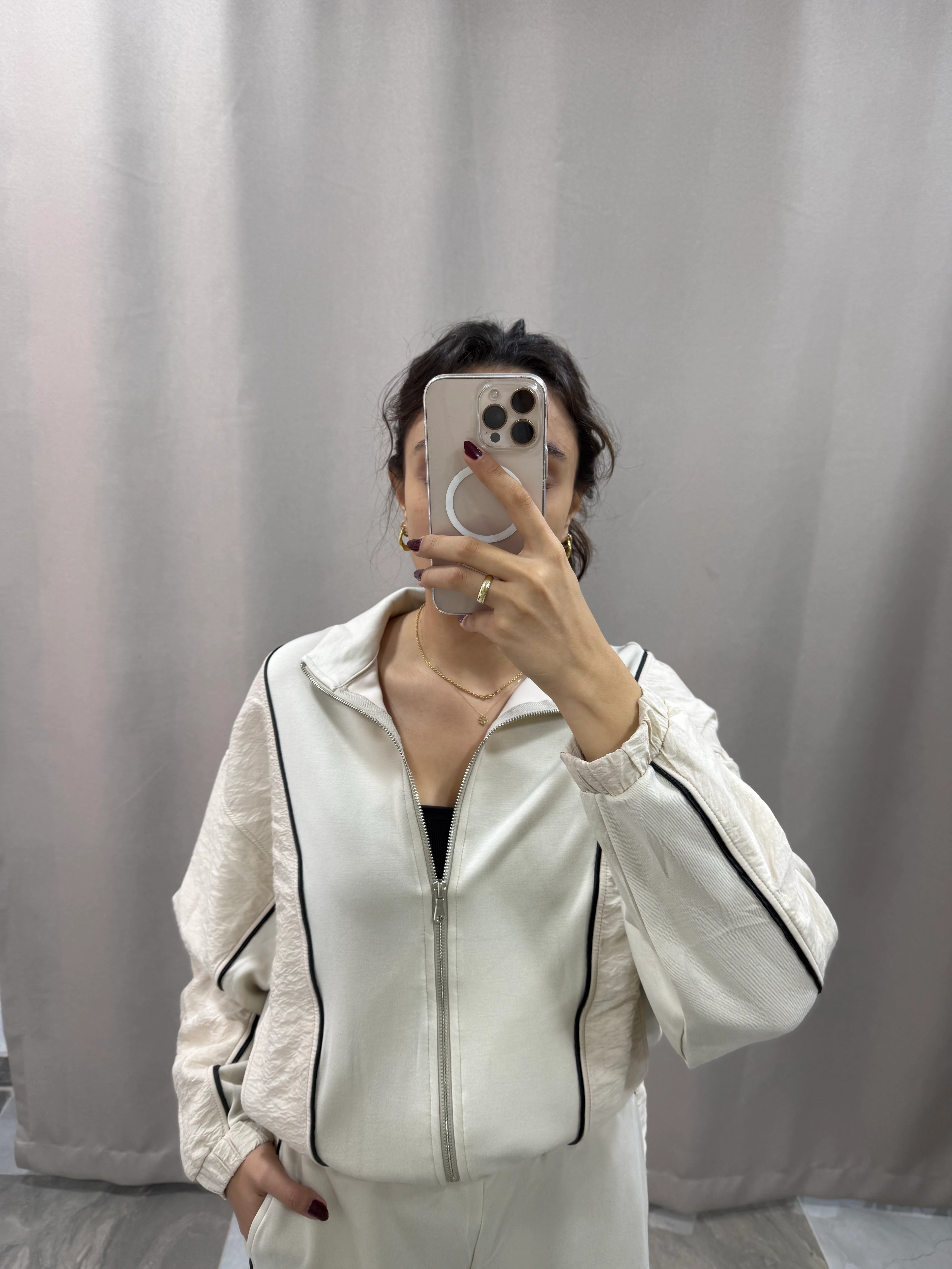 MODAL YAN ŞERİT EŞOFMAN TAKIMI 