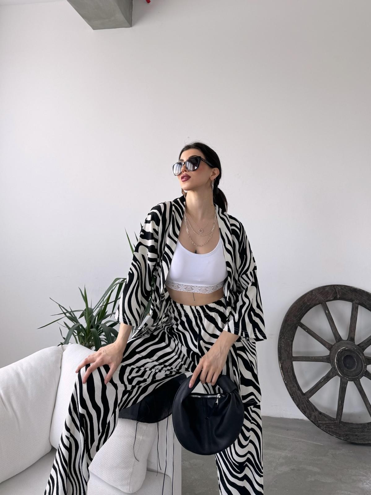 Desenli Kimono & Pantolon Ikili Takım - SİYAH/BEYAZ-ZEBRA main variant image