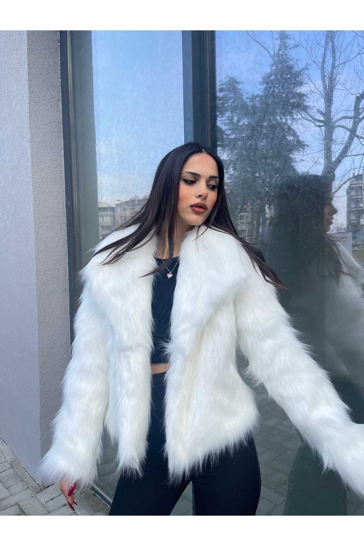 Geniş Yaka  Kürk Ceket