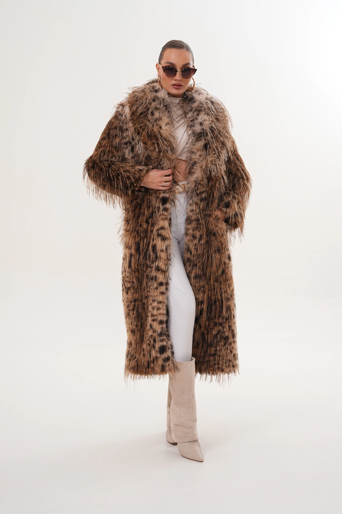 Tam Boy Püsküllü Kaban