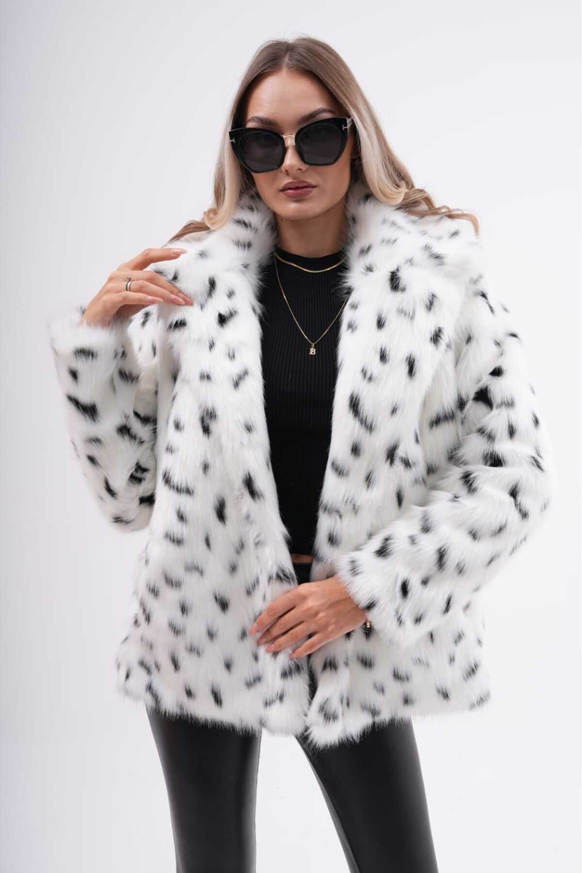 Desenli leopar ceket - beyaz