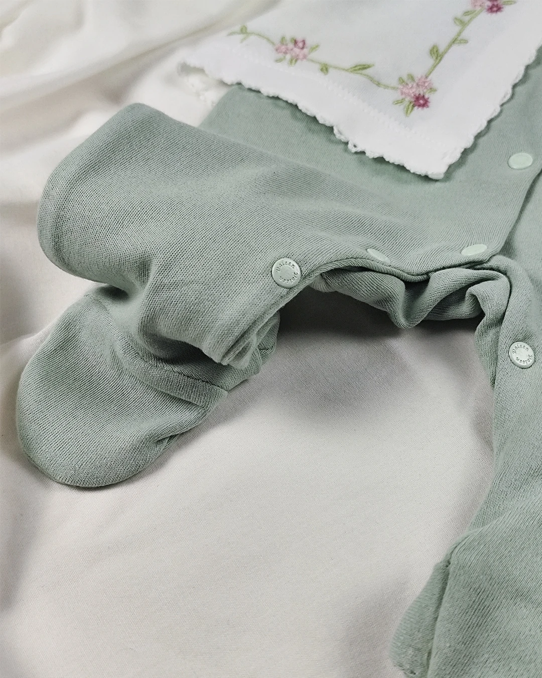 Çiçek Detaylı 2' li Takım