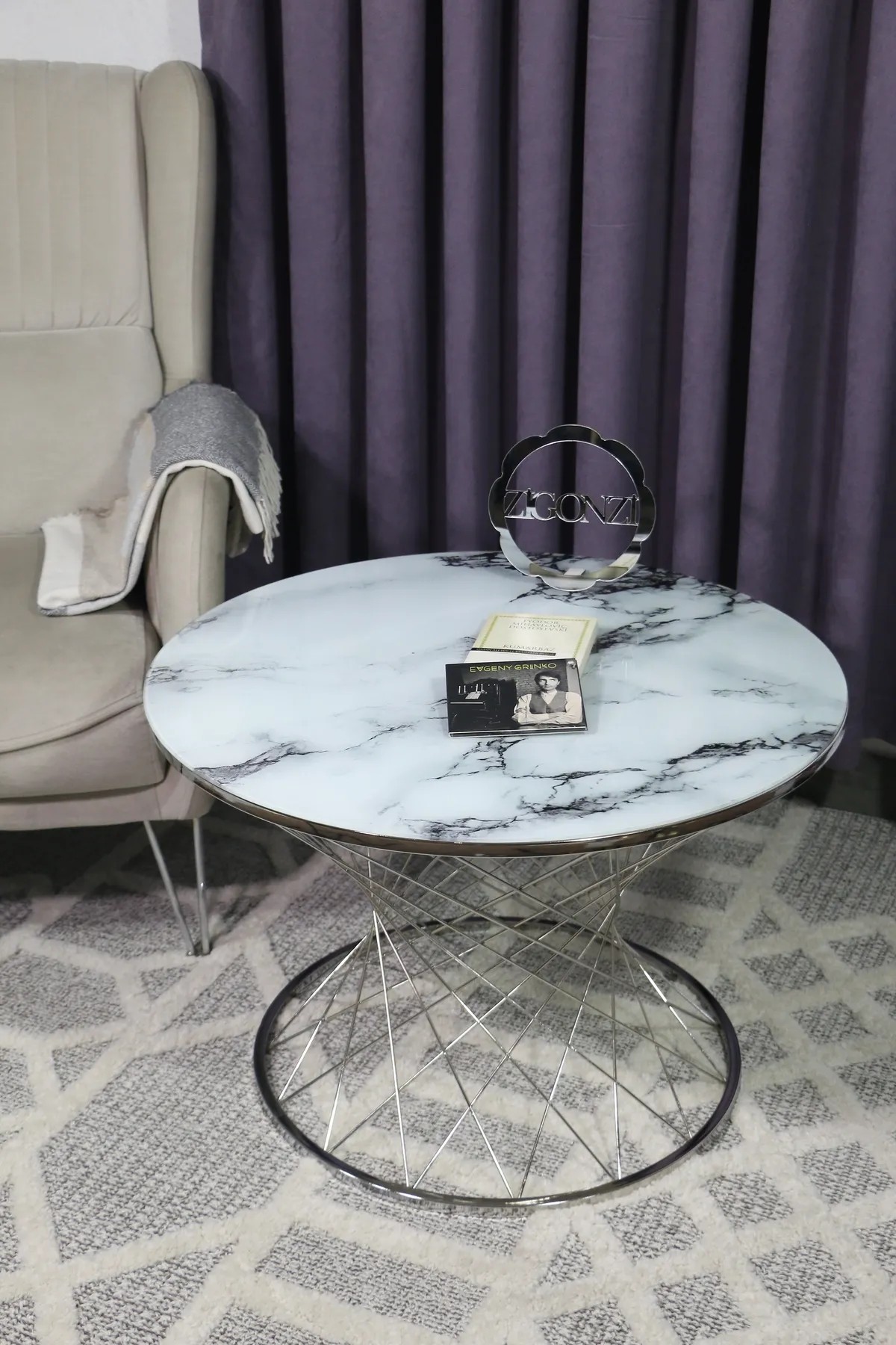 Zigonzi Home Gümüş Metal, Beyaz Mermer Desenli, Orta Sehpa, Hasır Pota Model