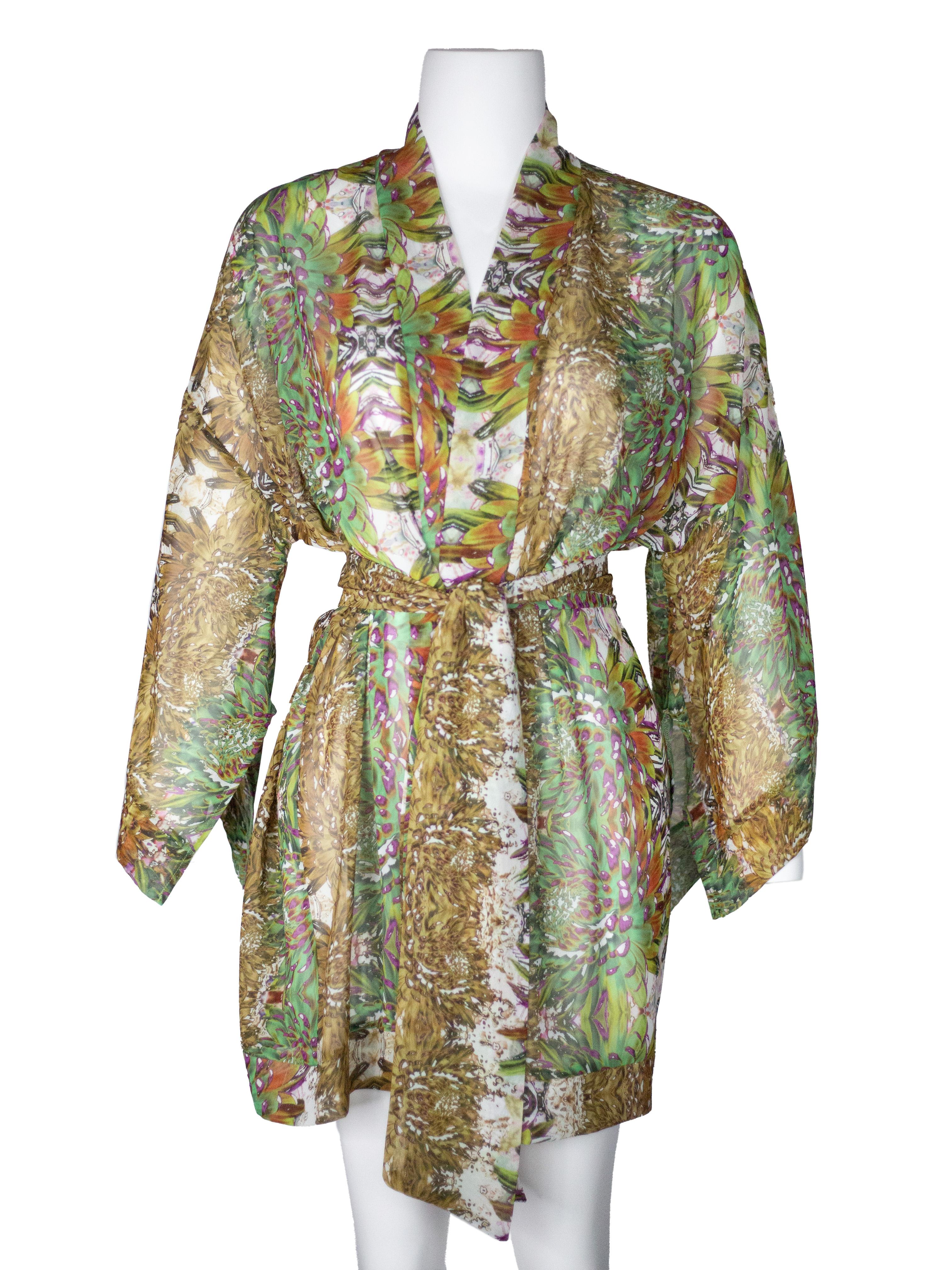 Azara Kimono image