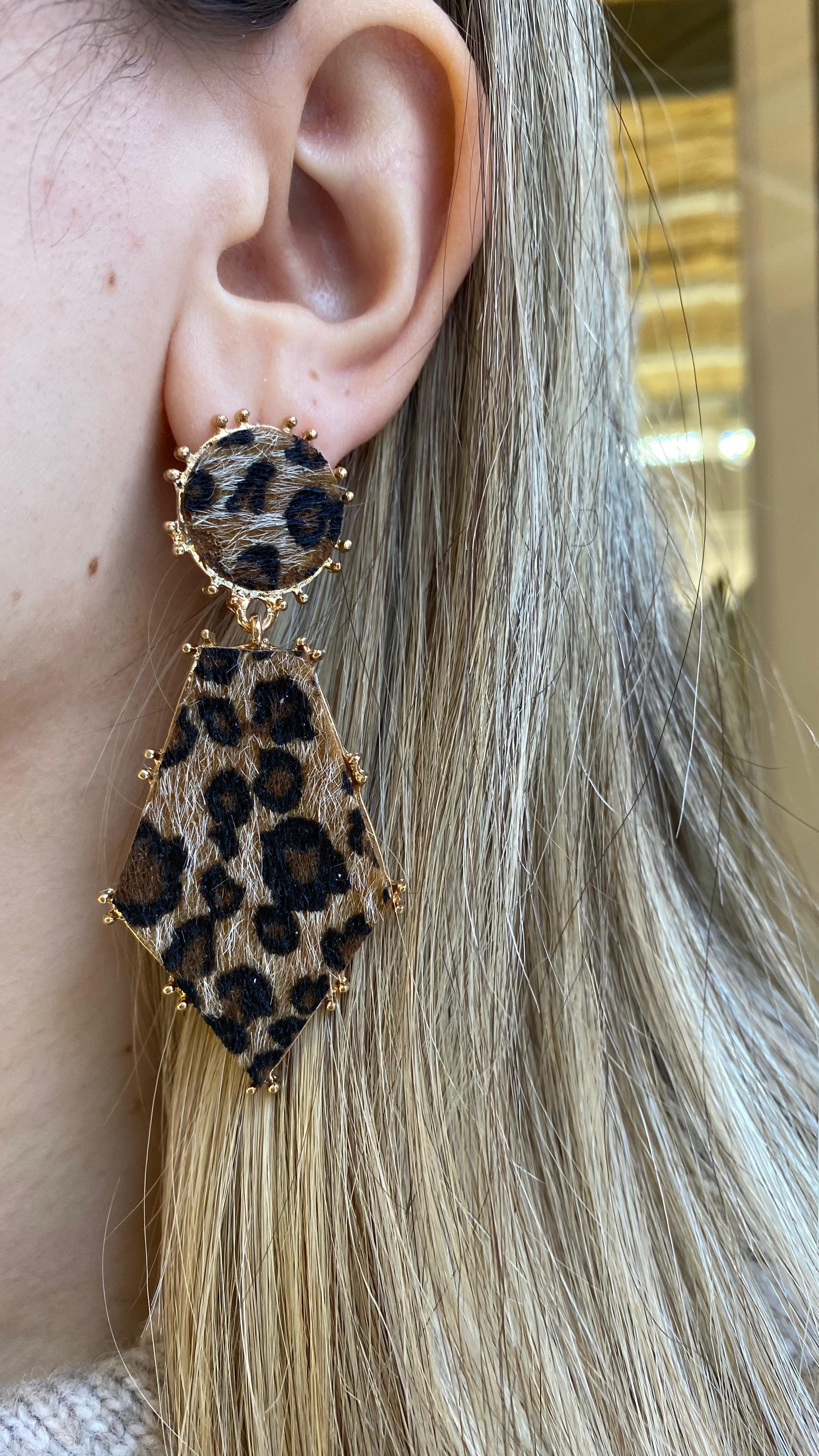 Leopar küpe