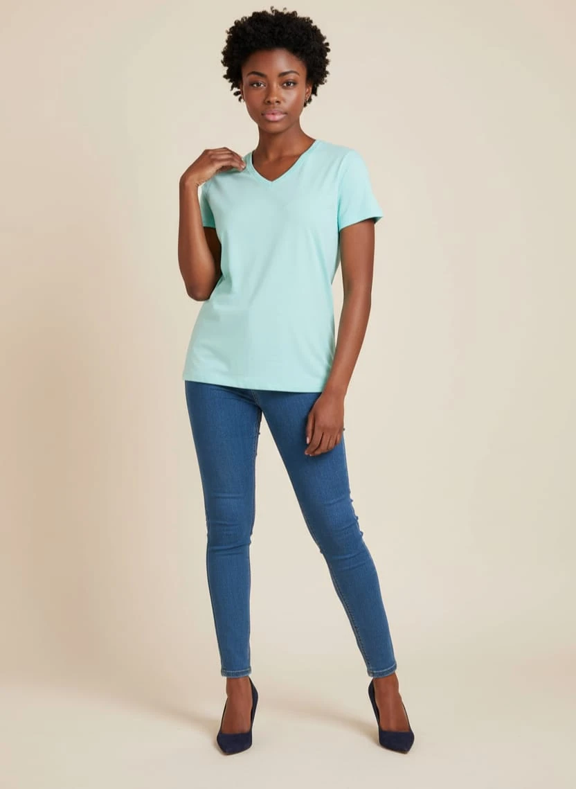 Büyük Beden Basic T-Shırt V Yaka %95 Pamuk %5 Likra