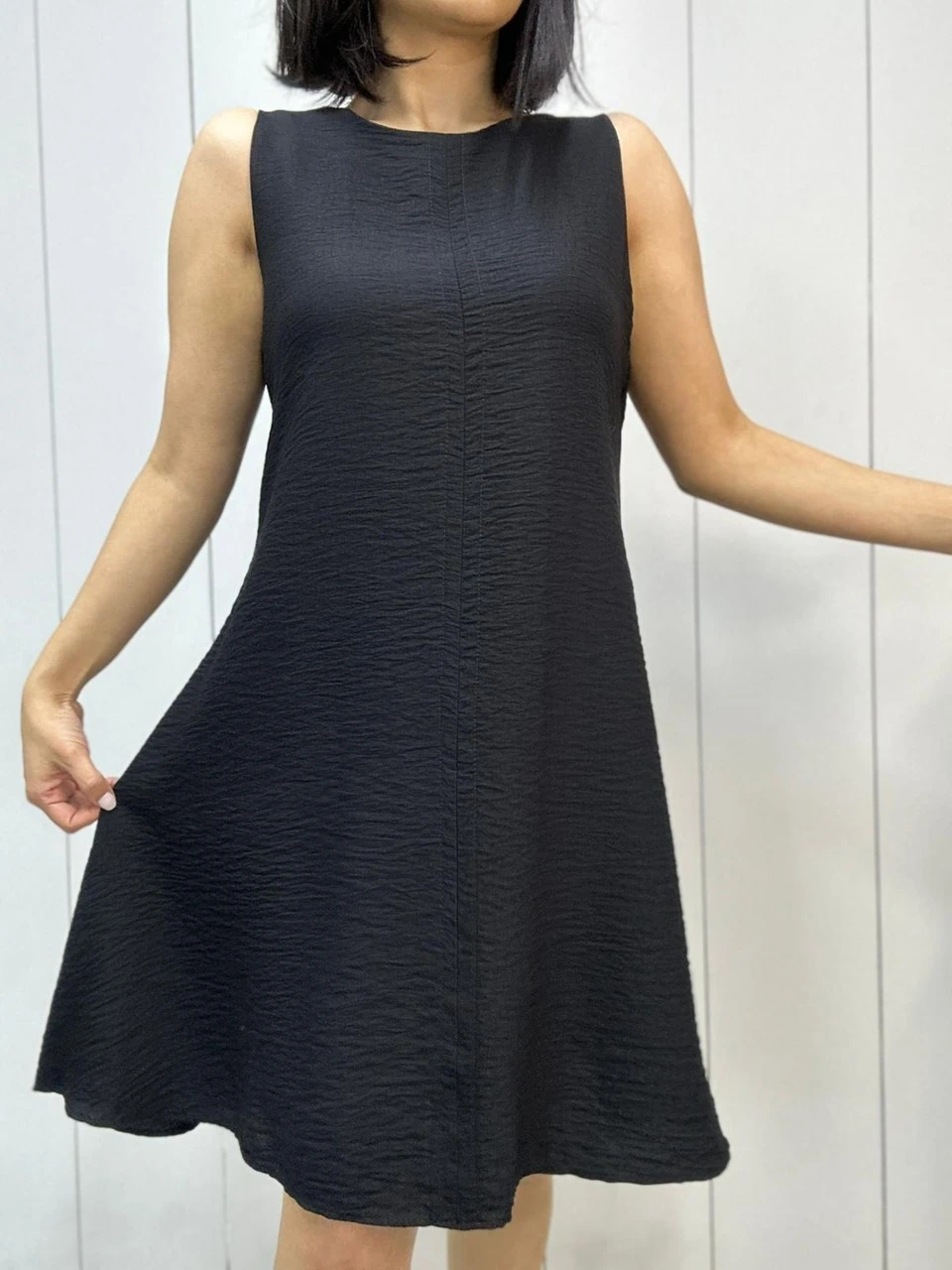 Sıfır Kol Yuvarlak Yaka Çan Elbise 