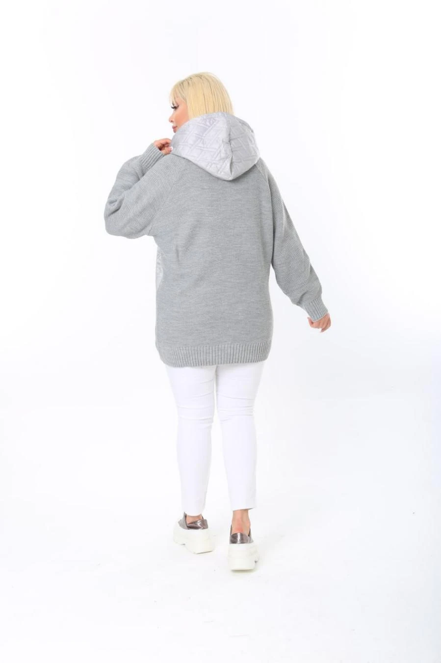 Kapüşonlu Cepli Taş Detay Kapitoneli Triko Hırka