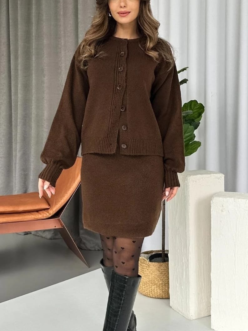 Bisiklet Yaka Düğmeli Hırka Mini Etek Esnek Triko Takım