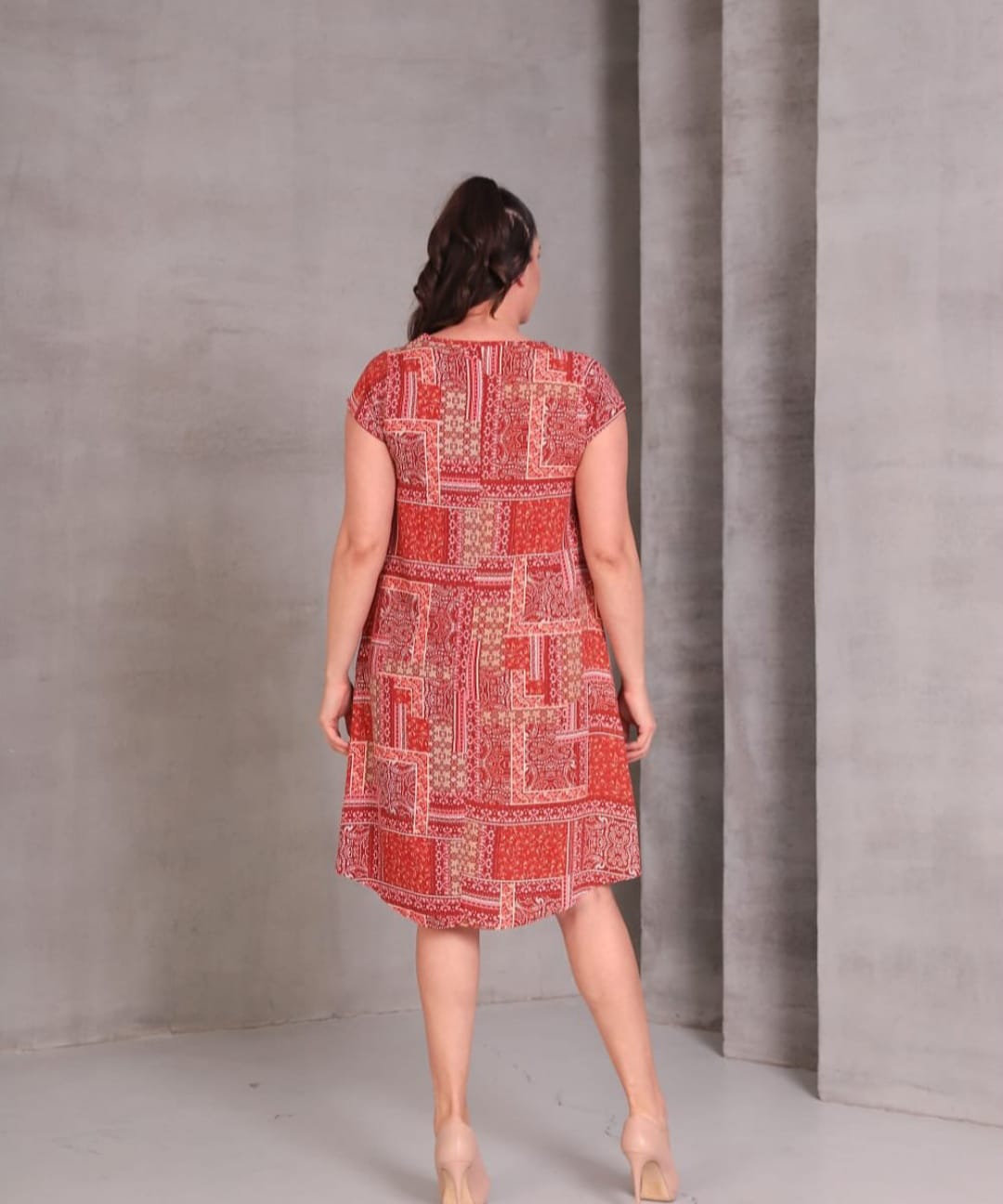 Büyük Beden Yuvarlak Yaka Etnik Desen Elbise