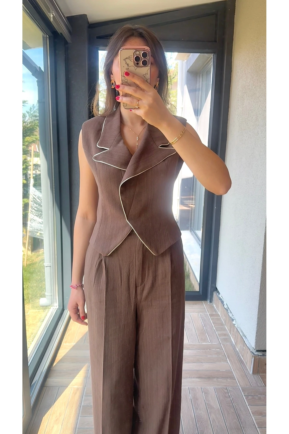 Biyeli Keten Yelekli Takım - Kahverengi