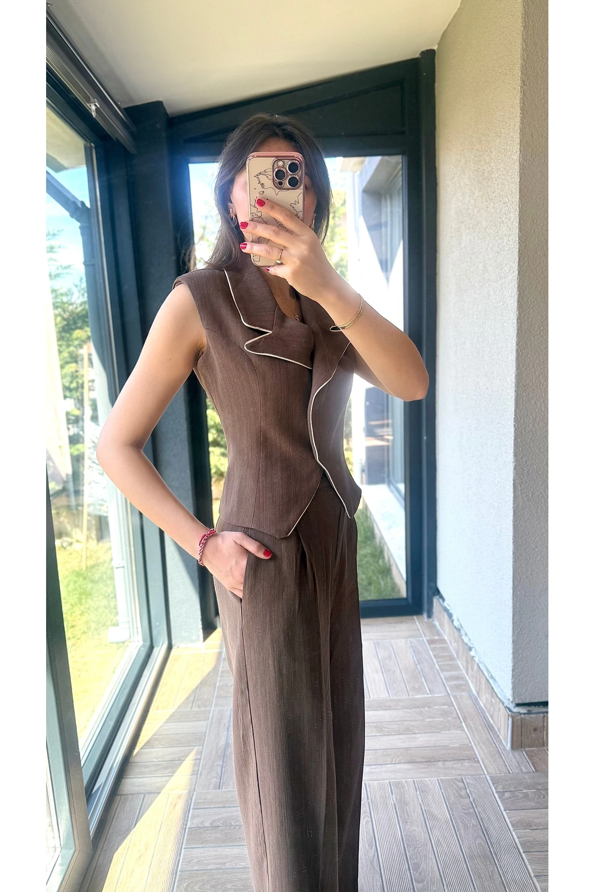 Biyeli Keten Yelekli Takım - Kahverengi