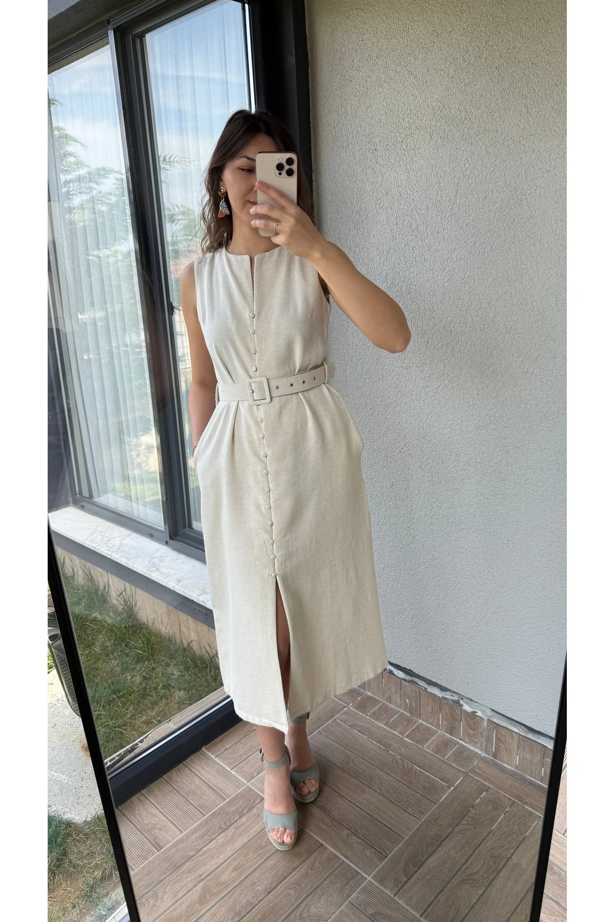 Düğmeli Keten Elbise