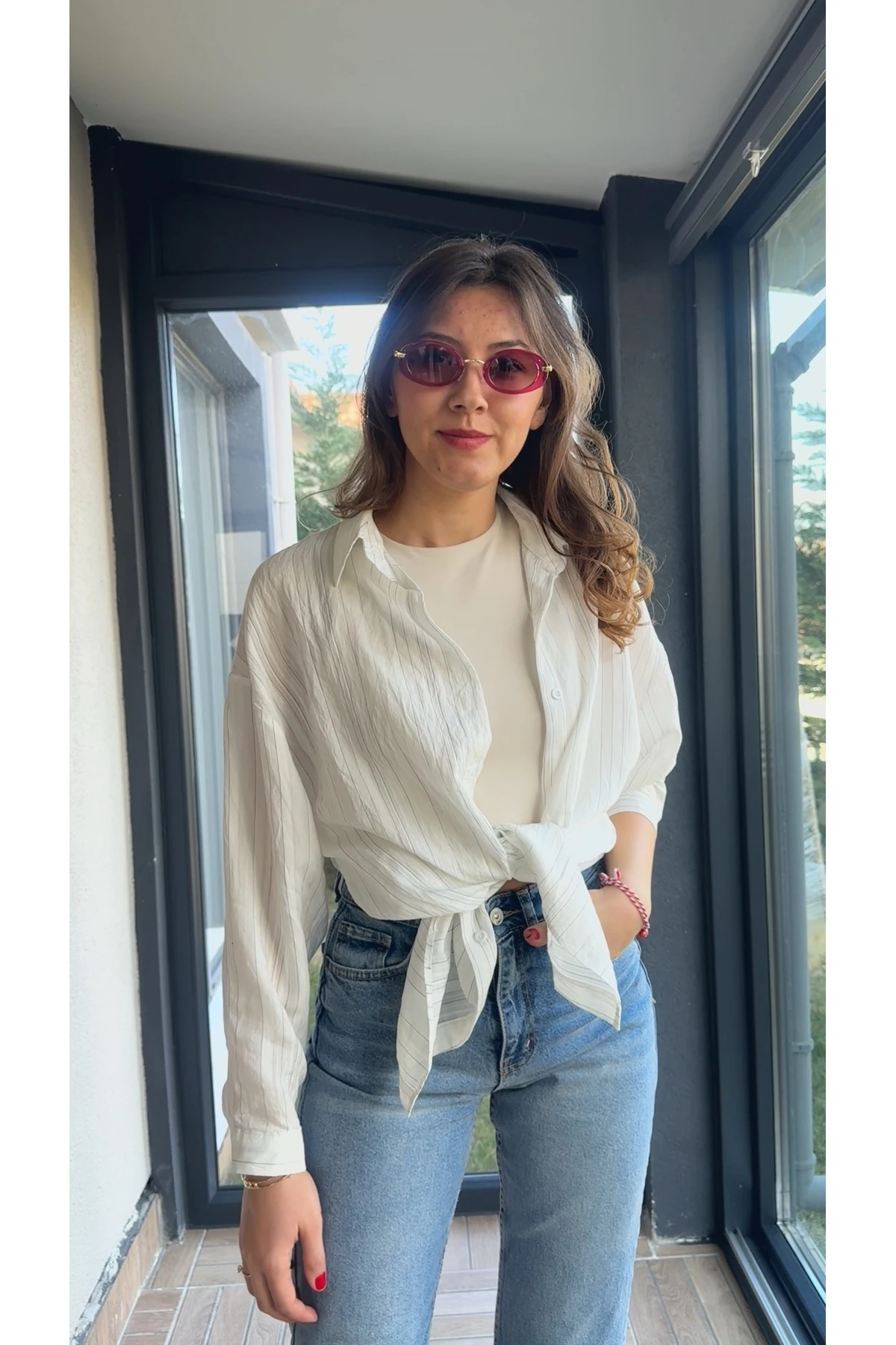 Çizgili Beyaz Gömlek