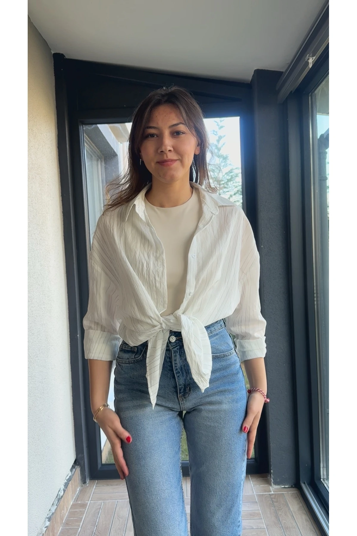 Çizgili Beyaz Gömlek