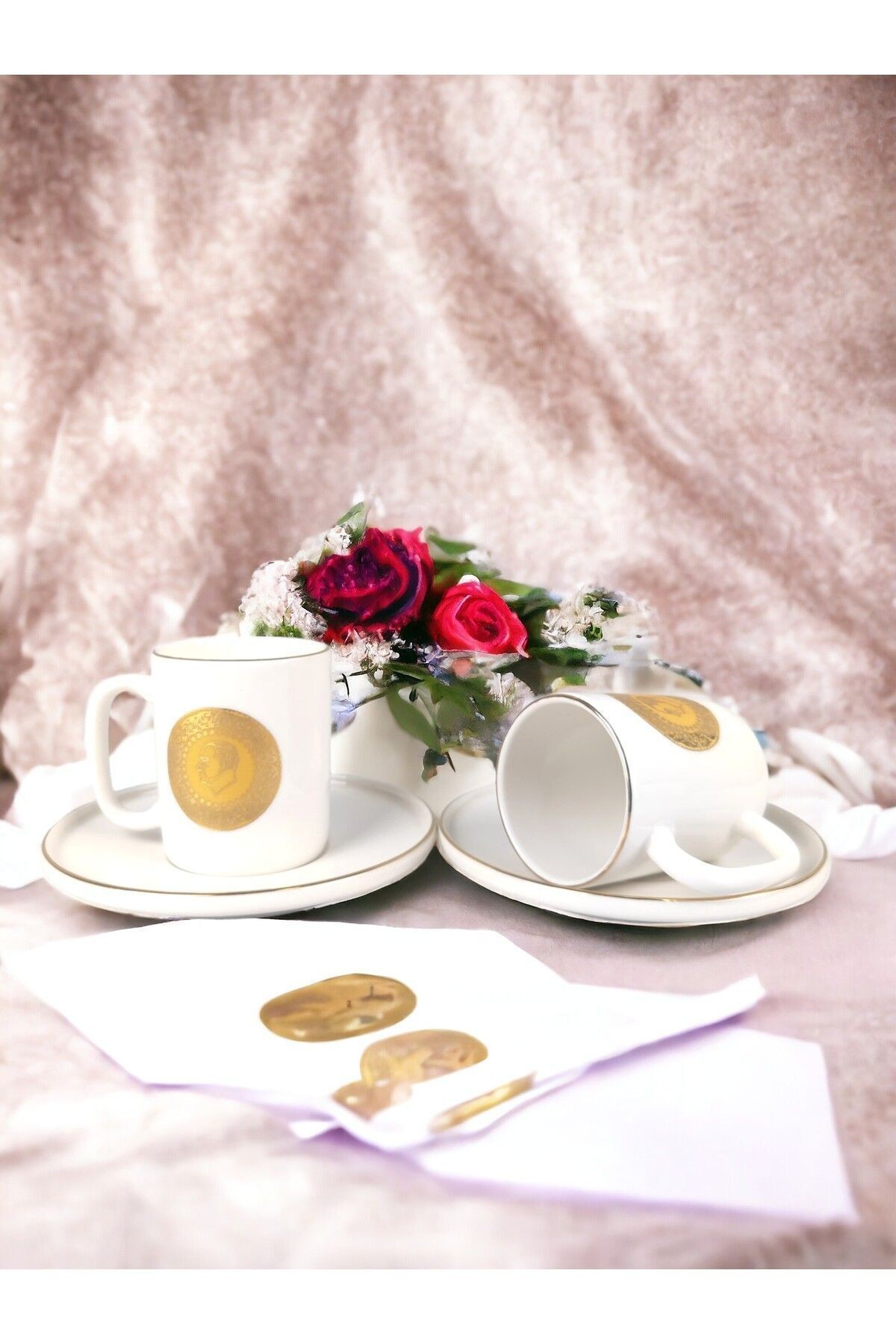 Altınlı Kahve fincanı 2 kişilik 4 Parça Tam altın Lira Porselen