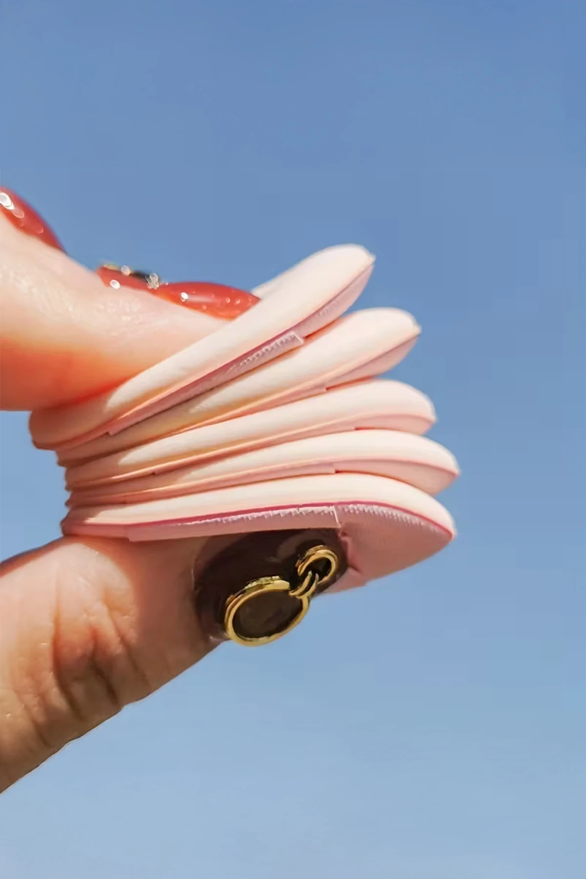 50’li Mini Pudra Pufu Makyaj Süngeri Seti – Kalp & Damla, Düz ve Parmak Bantlı, Islak/Kuru Kullanım