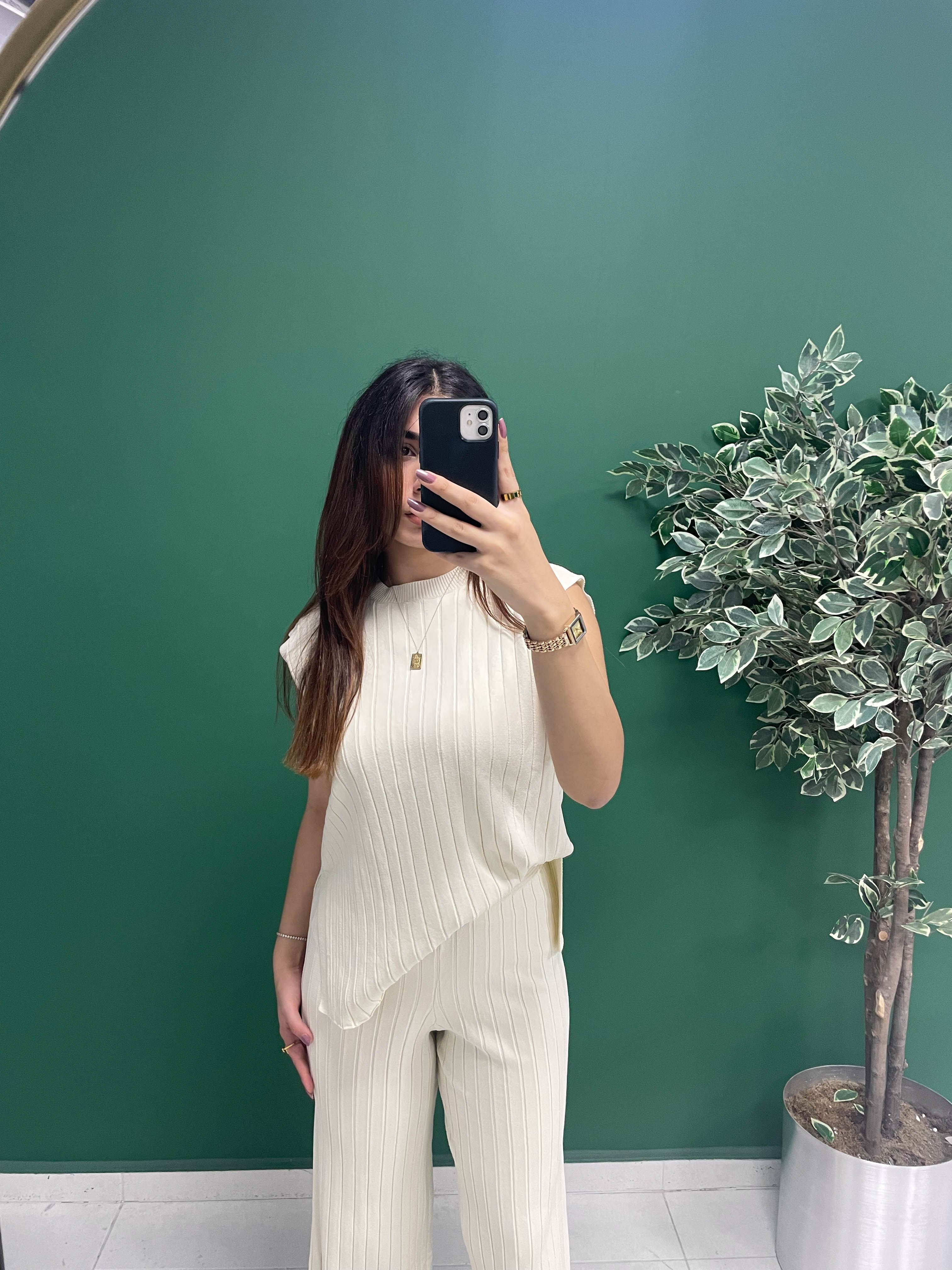 Cream Zero Sleeve Wick Trouser Suit