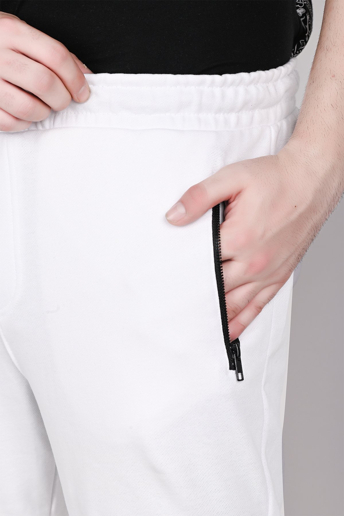 Black and White 2-piece Men's Tracksuit Bottoms with Zipper Pockets