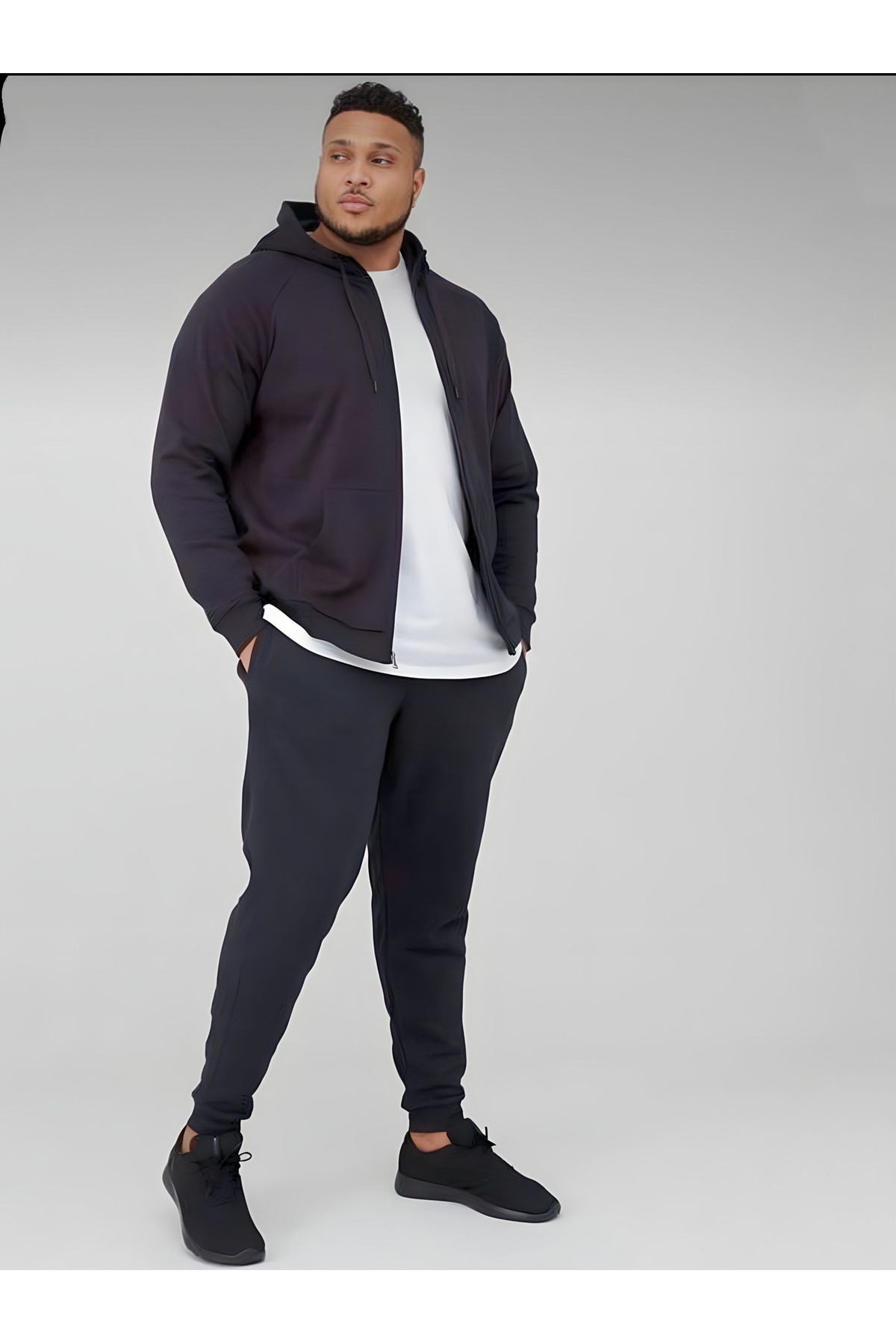 MEN'S OVERSIZED TRACKSUIT