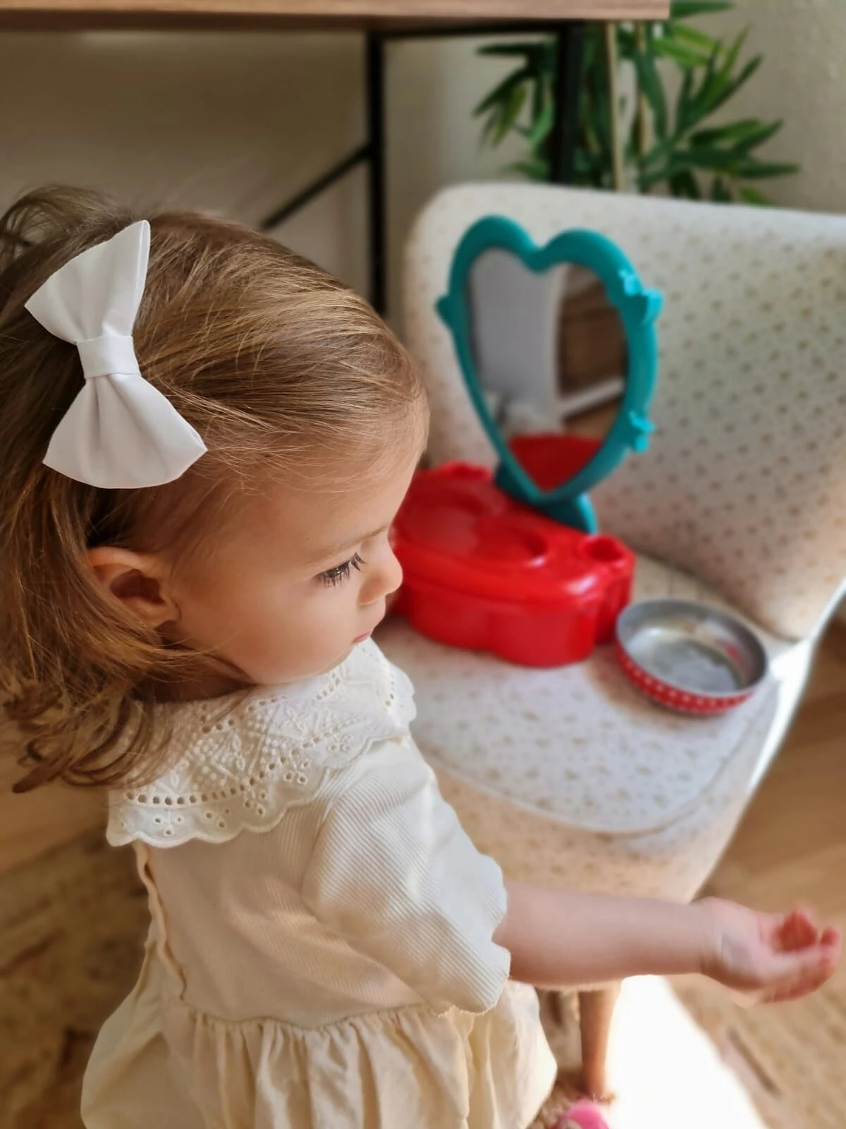 Beyaz Fiyonk Klips Toka ADET