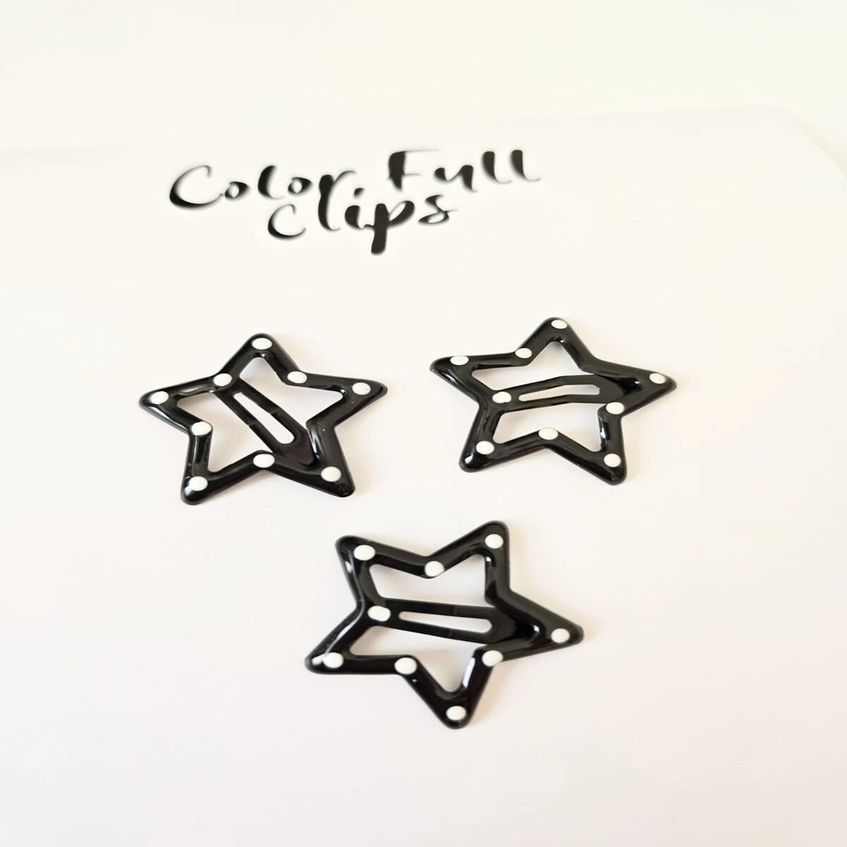 Puantiye Desenli Yıldız 3'lü Citcit Toka Siyah