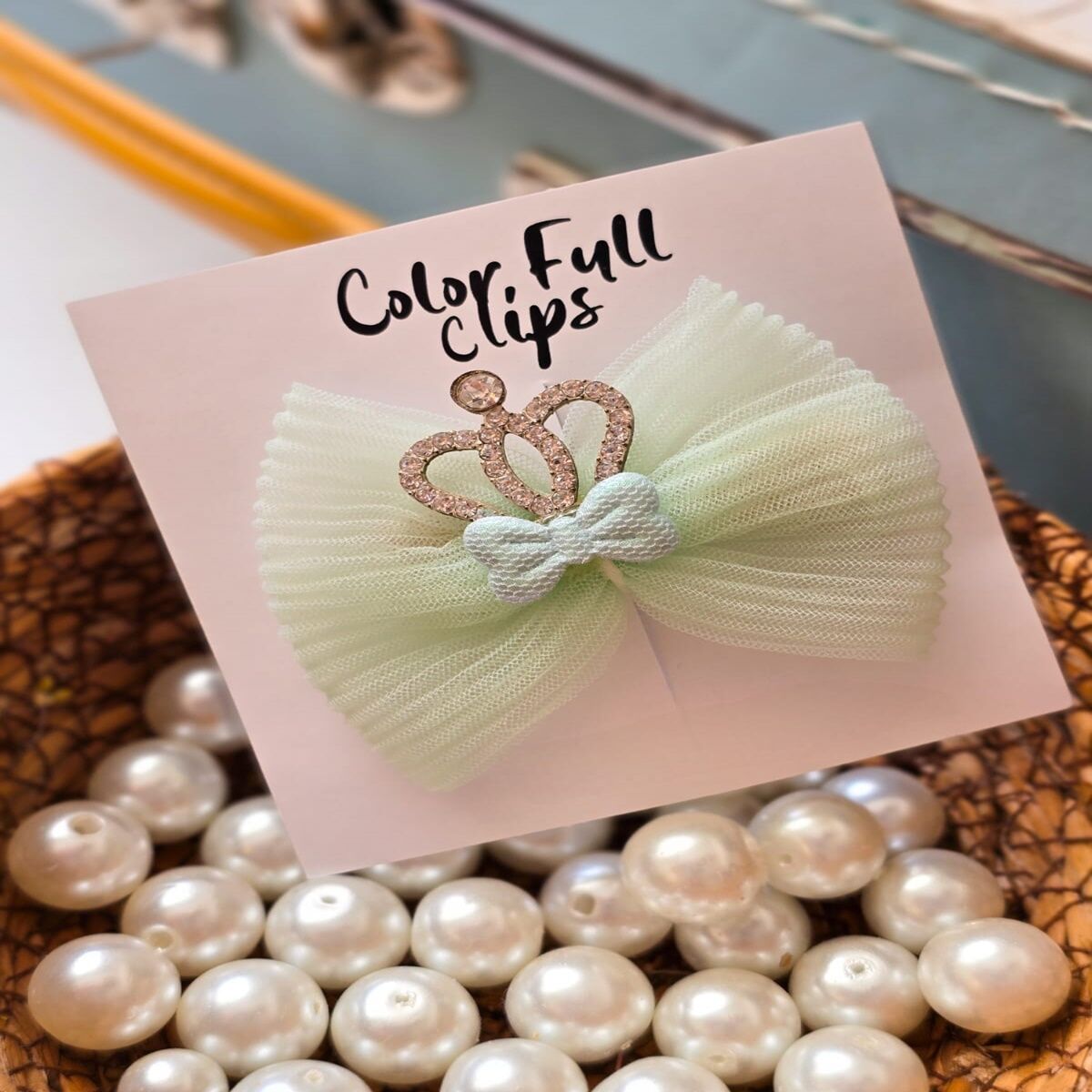 Prenses Taç Obje Detaylı Tül Fiyonk Klipsli Kız Çocuk Tokası Yesil – Adetli