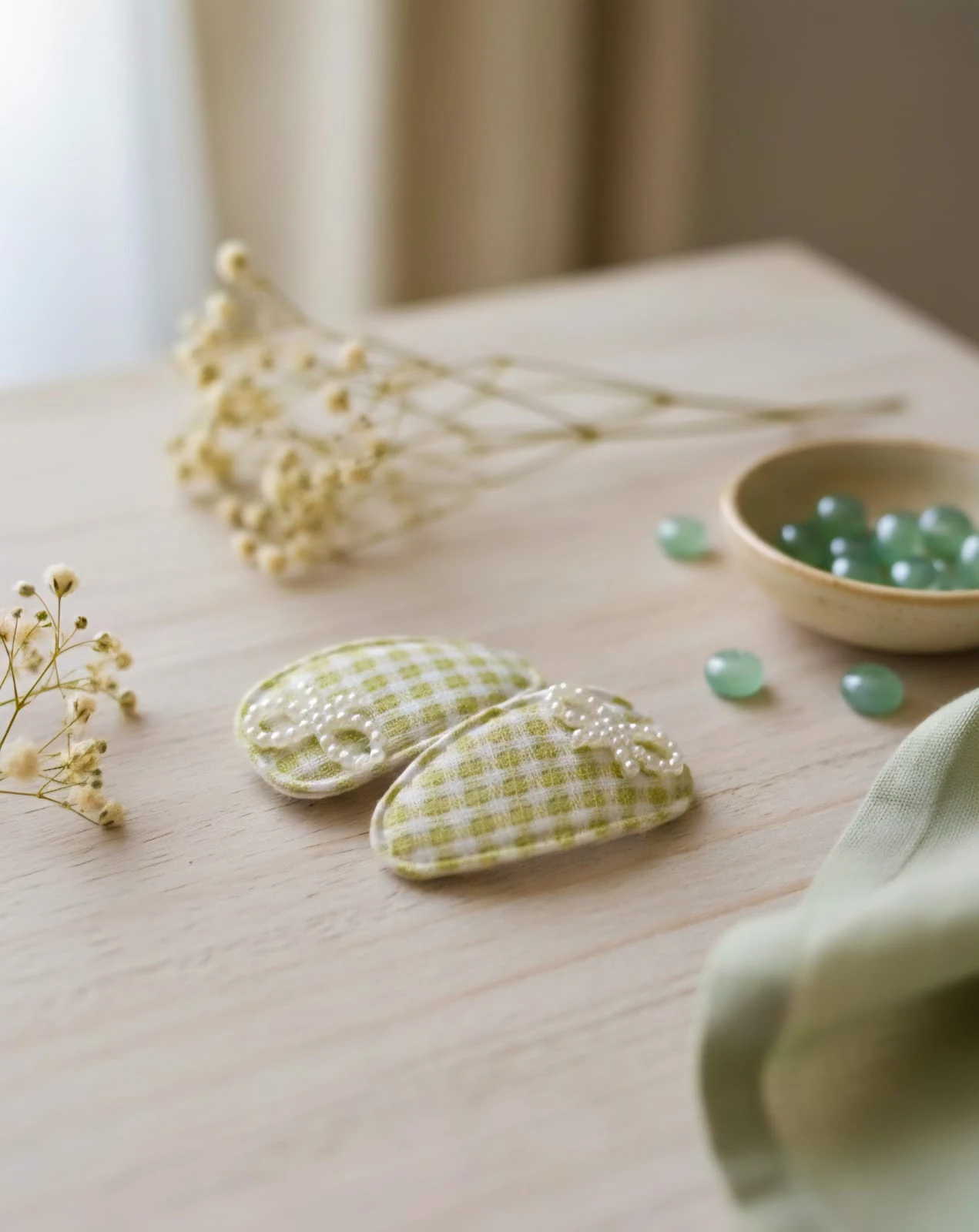 Pötikare 3.5 cm Yeşil Fiyonk Boncuklu Çıtçıt Toka İkili