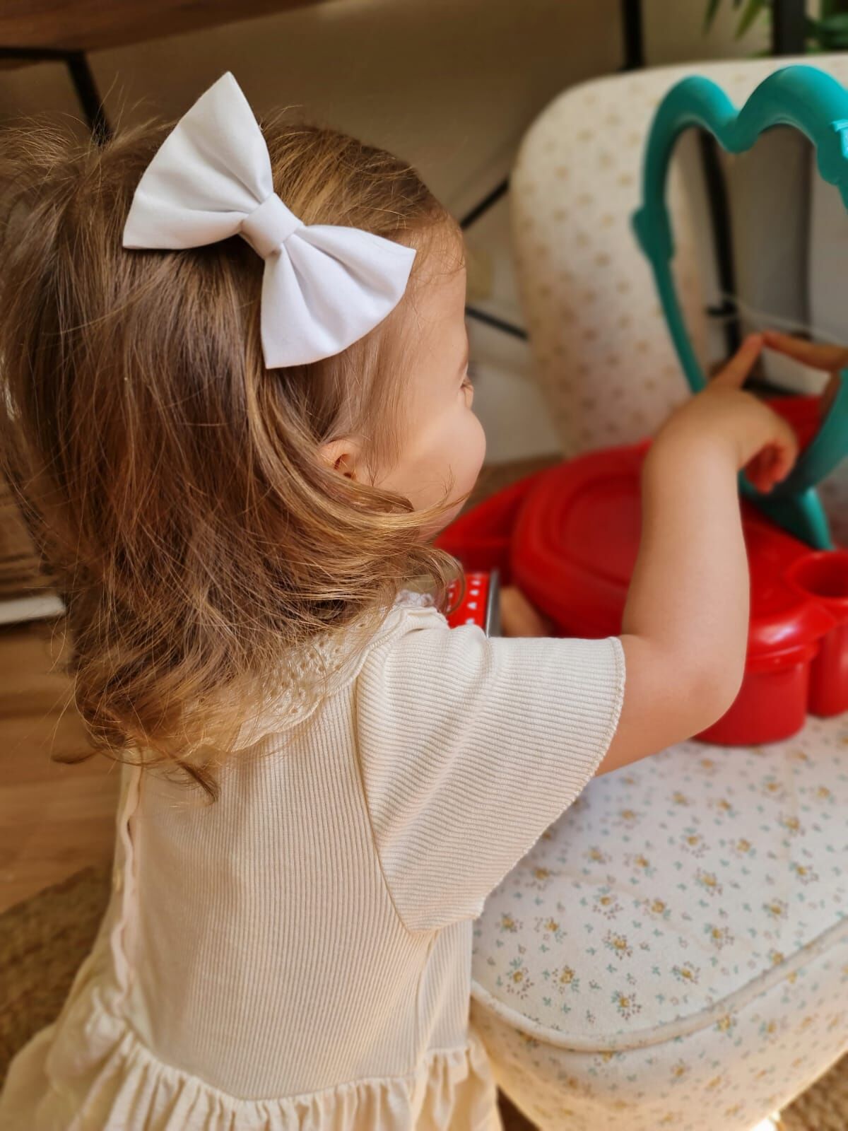 Beyaz Fiyonk Klips Toka ADET