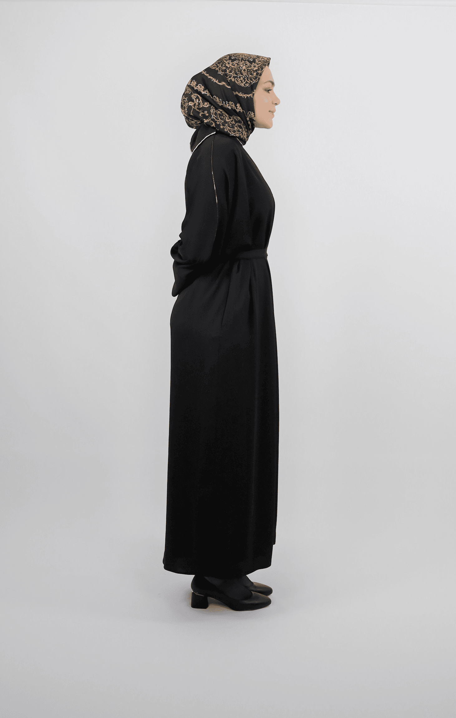 Nazende Abaya