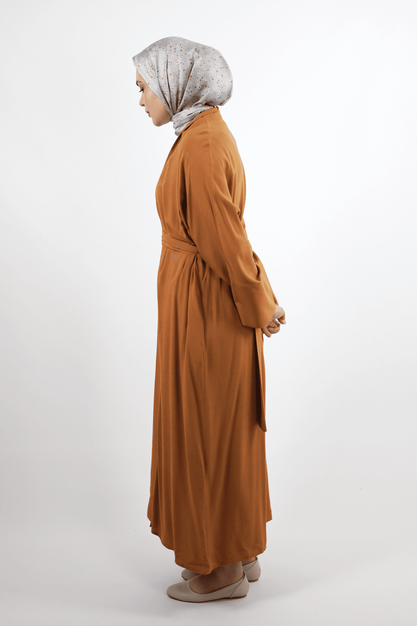 Nash Abaya