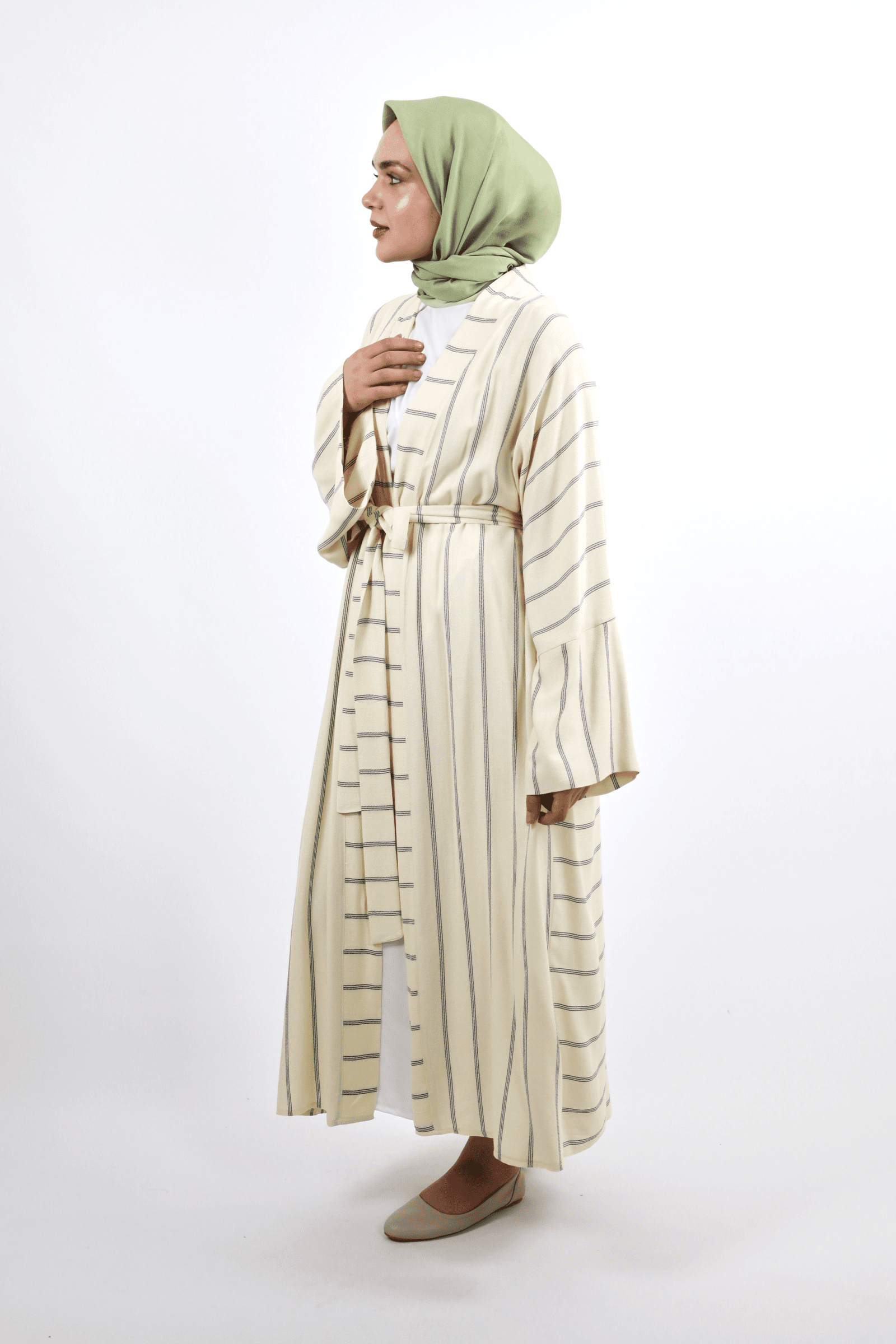 Line Abaya