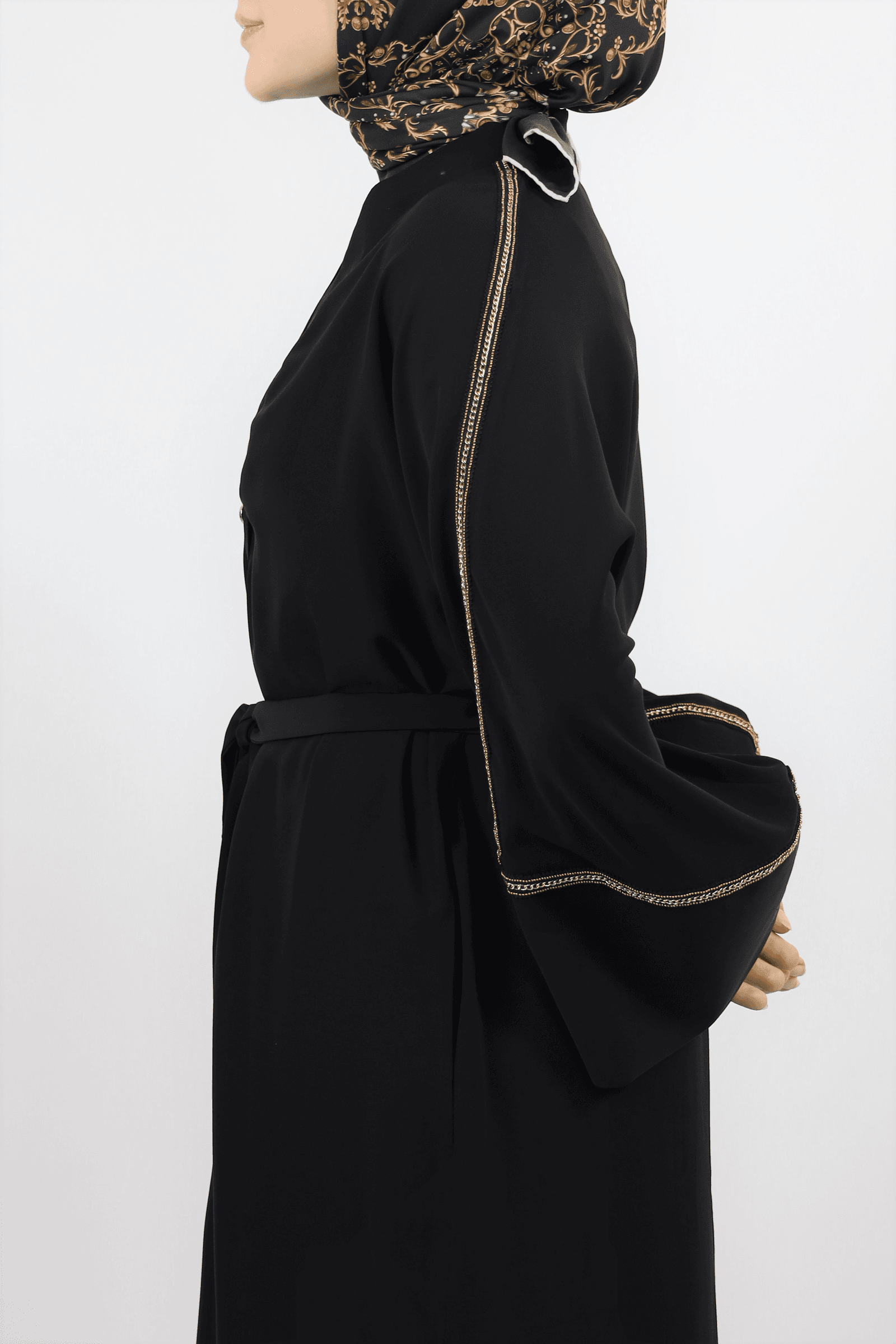 Farah Abaya