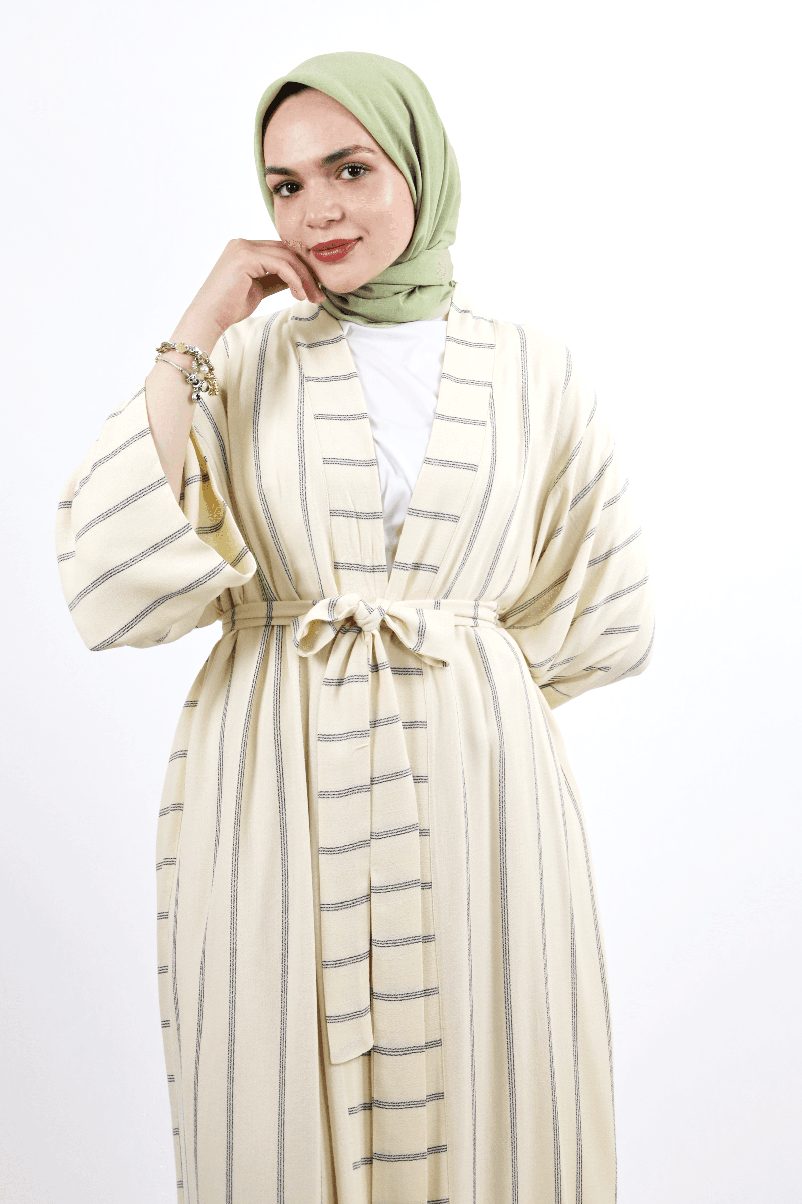 Line Abaya