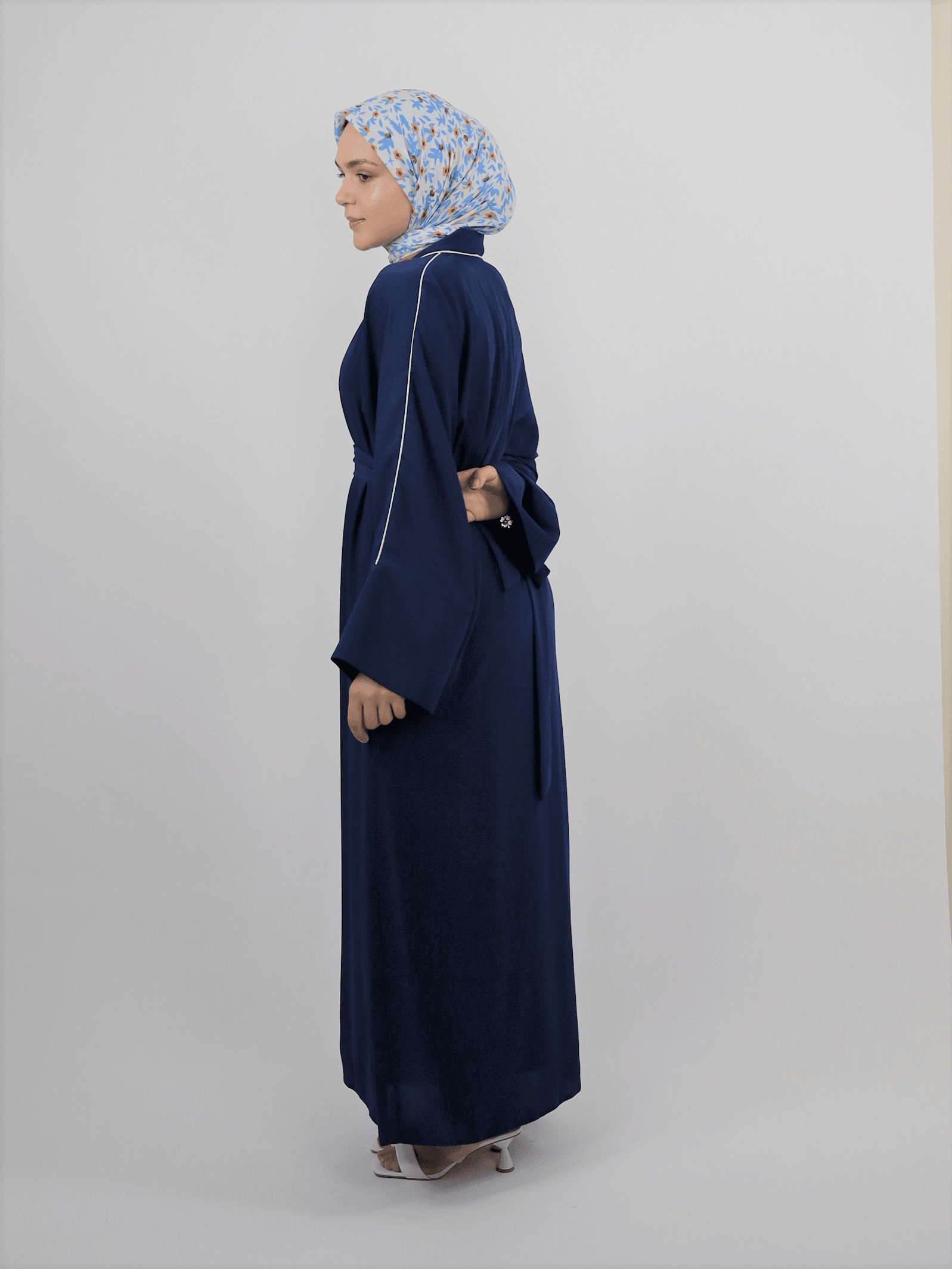 Alya Abaya