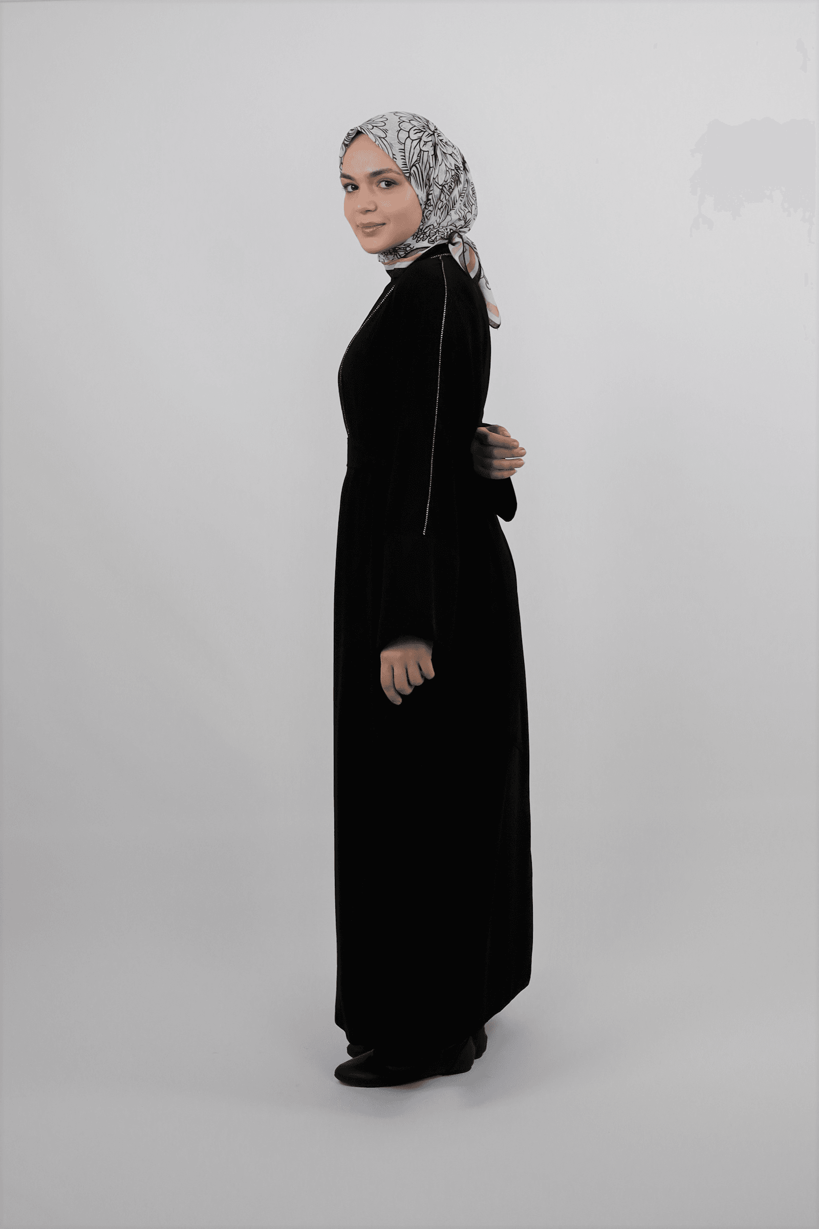 Mahi Abaya