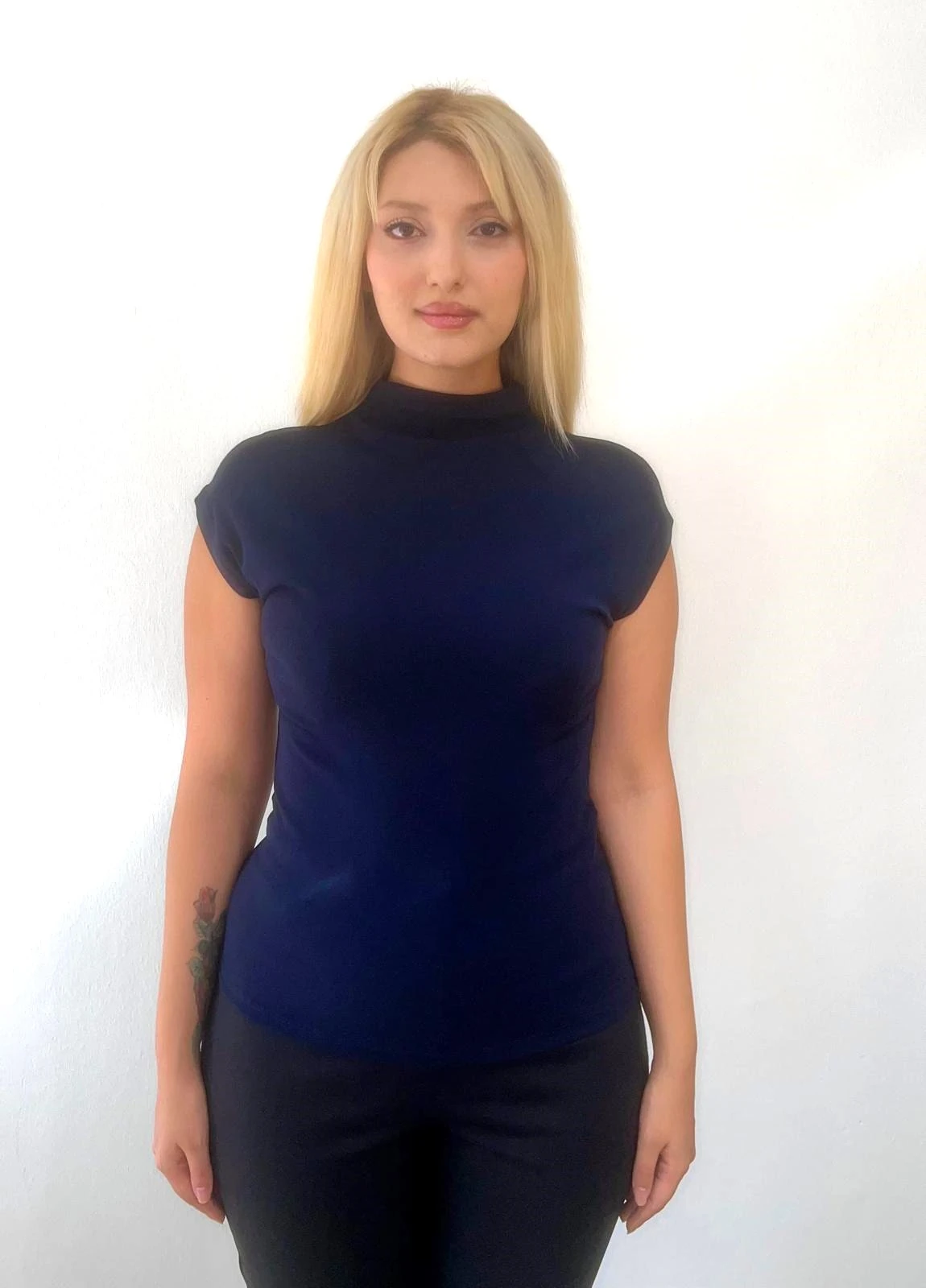 Yaka ve Kol Detay Bluz - LACİVERT