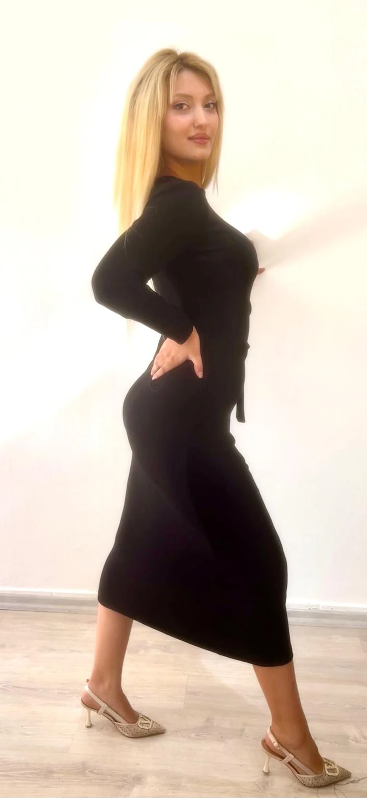 Bağlama Detaylı Midi Boy Elbise - siyah