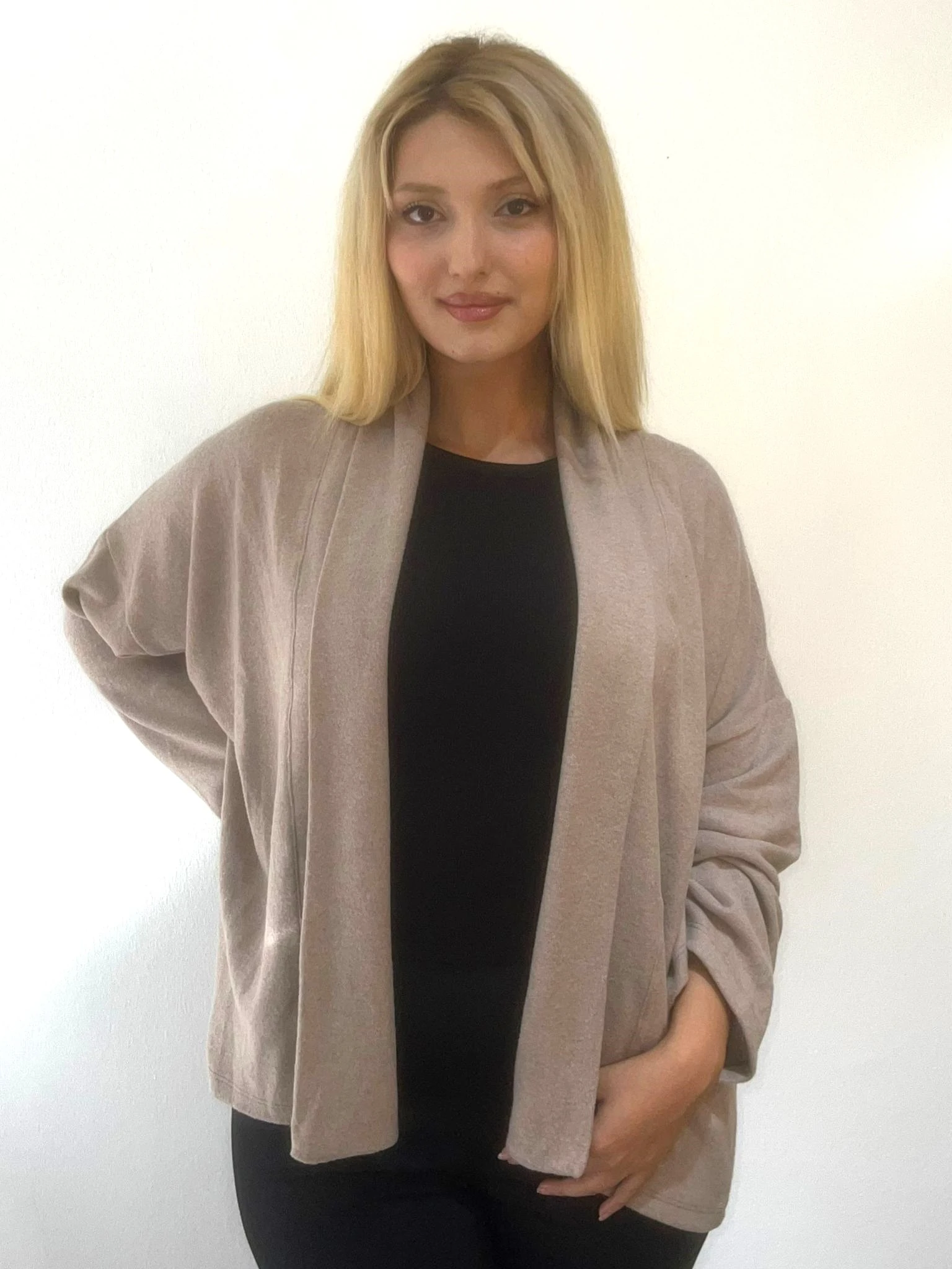 ŞAL YAKA DETAYLI DÖKÜMLÜ CEKET HIRKA