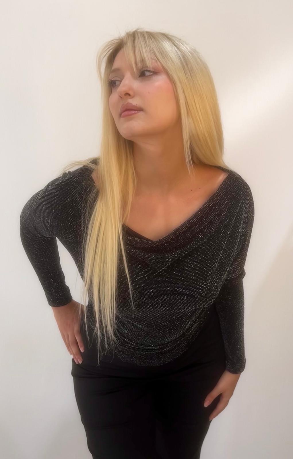 Sim Detaylı Şık Bluz