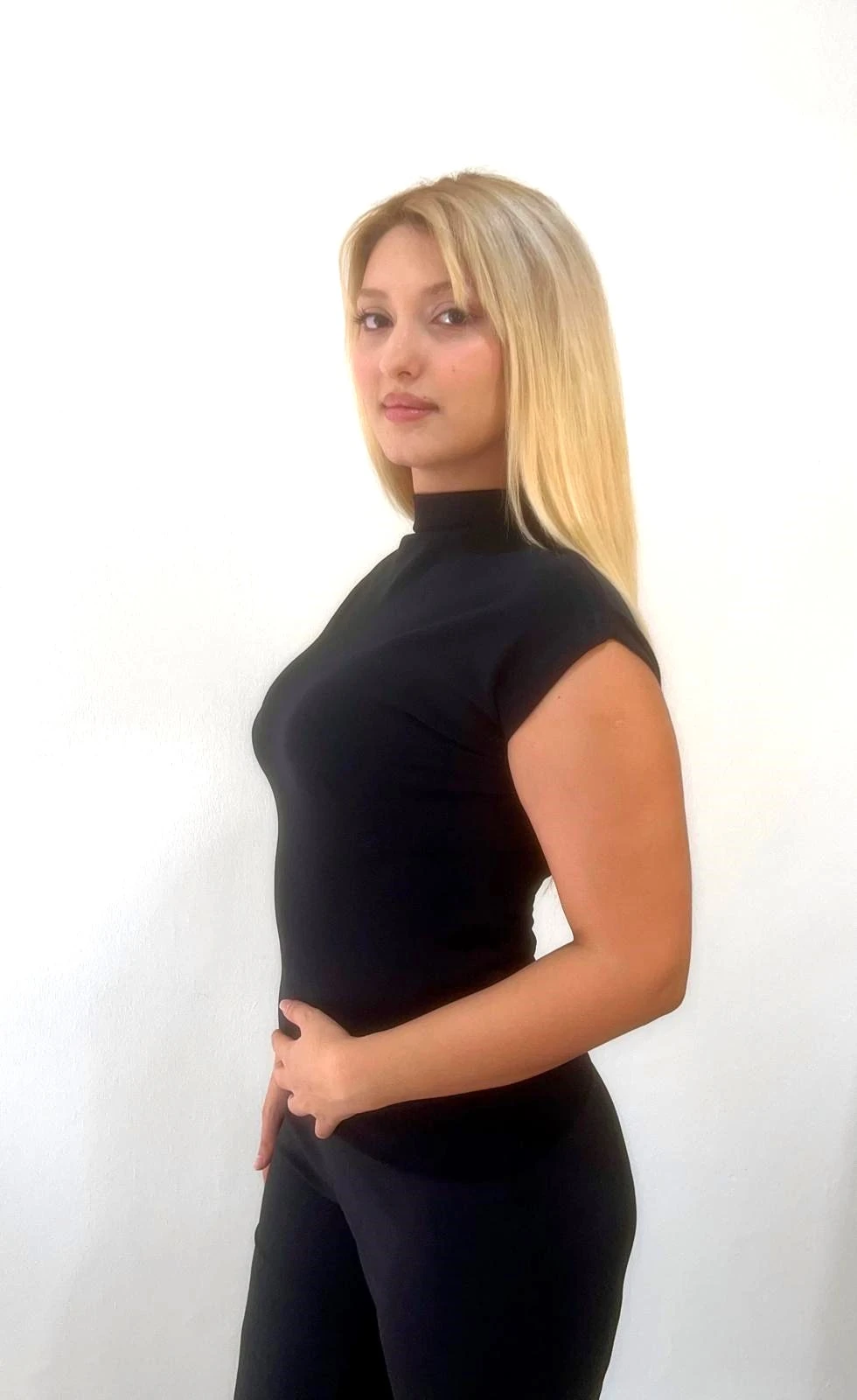 Yaka ve Kol Detay Bluz