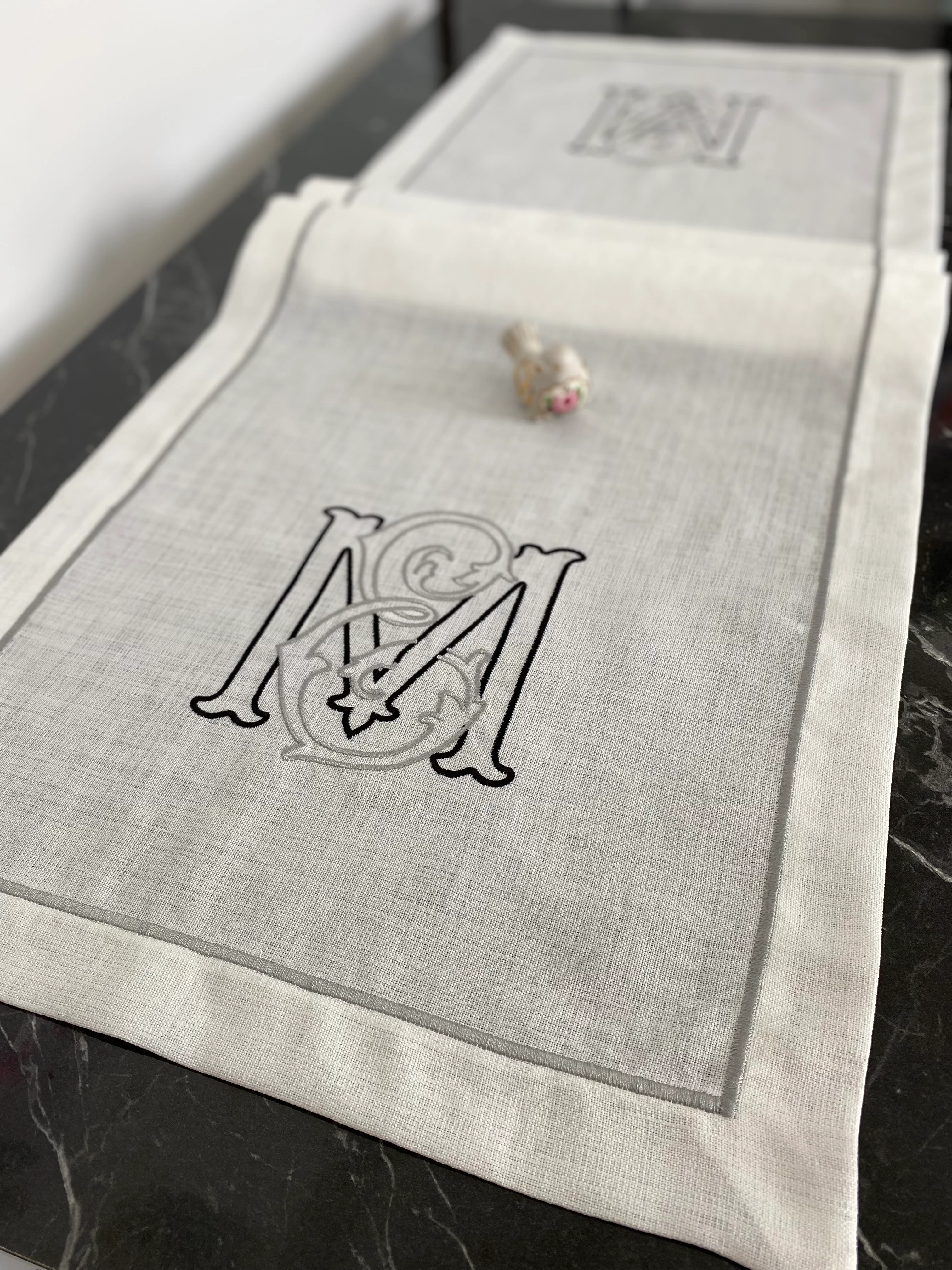 Kişiselleştirilmiş Monogram Runner  