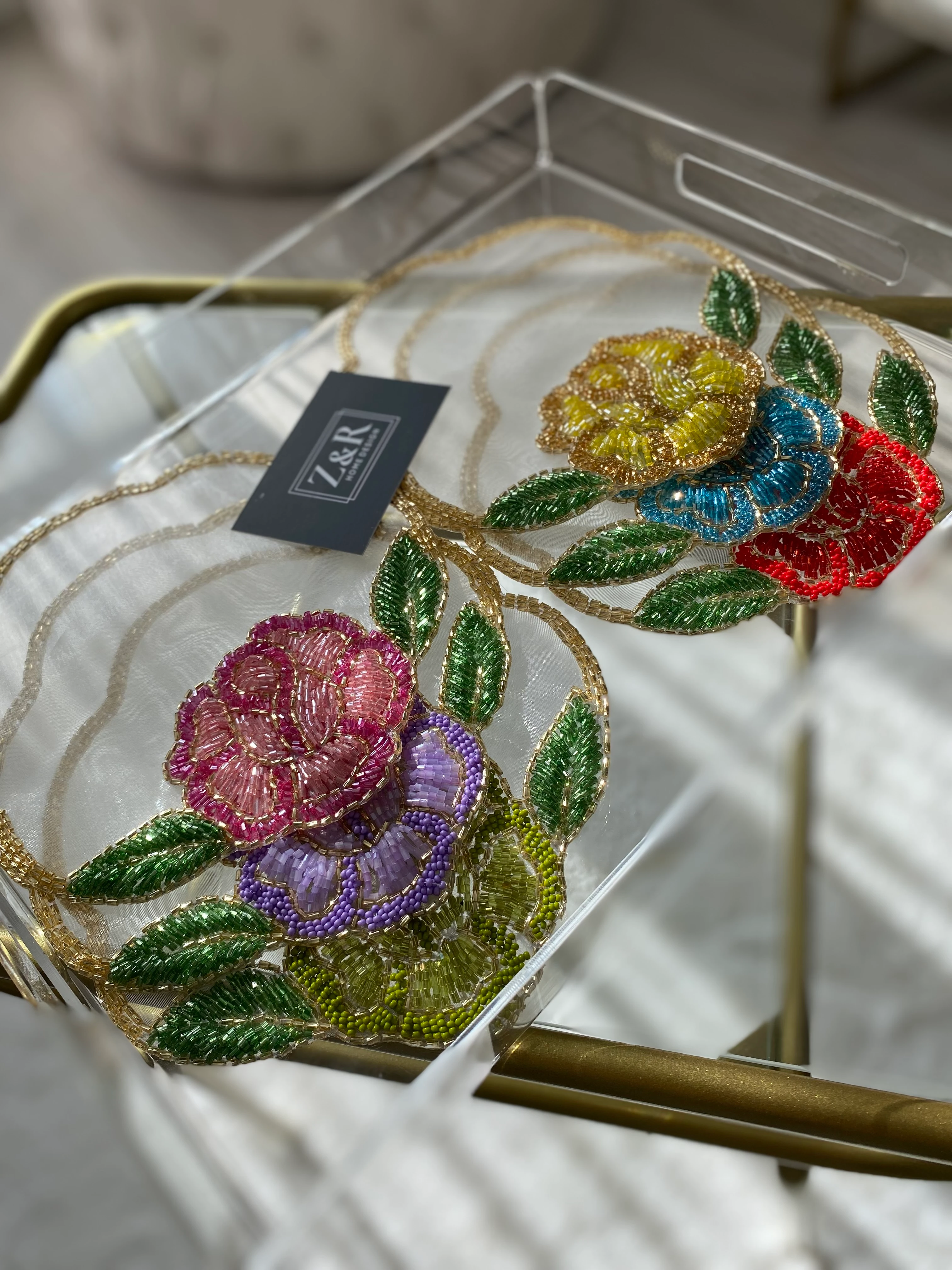 Gül İşlemeli Tasarım Sunum Peçetesi 