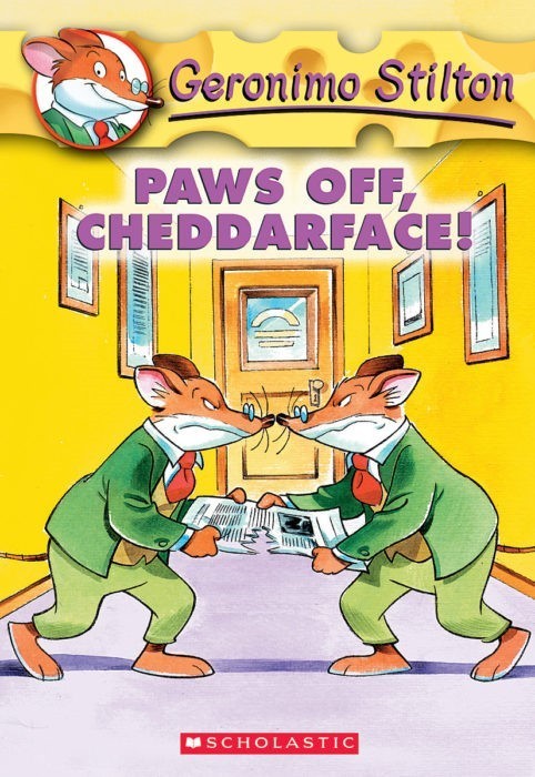 Paws of Cheddarface!