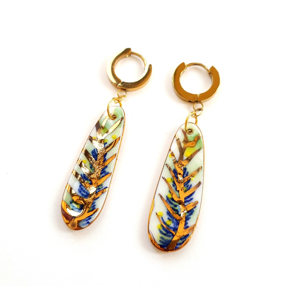 mys16 Feather Dangle Hoop Earrings