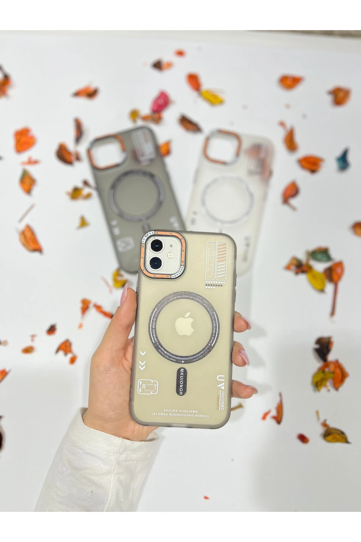 MagForce iPhone 11 Uyumlu MagSafe Özellikli Desenli Kılıf