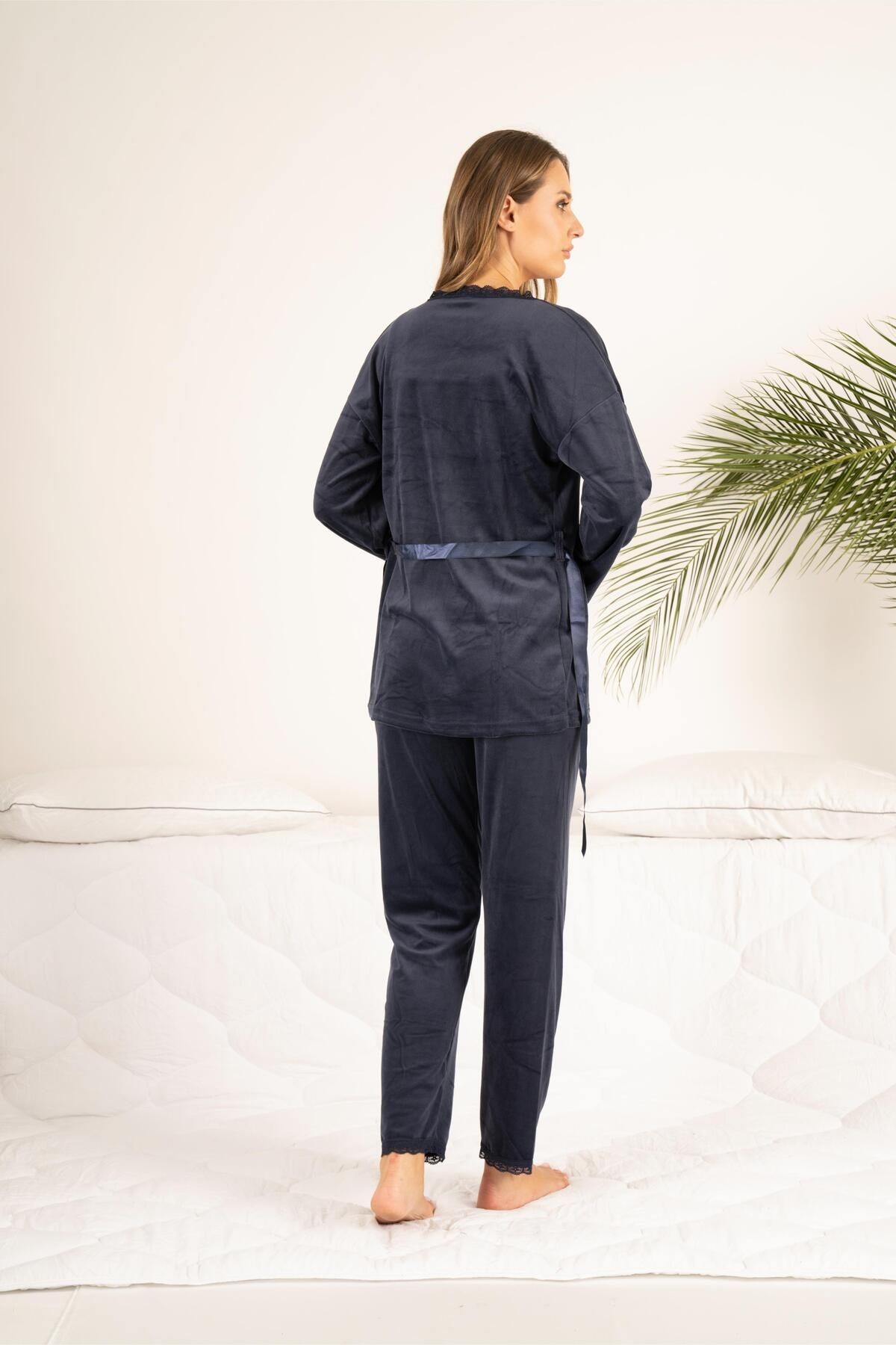 Sabahlıklı Soft Kadife Kadın Pijama Takımı