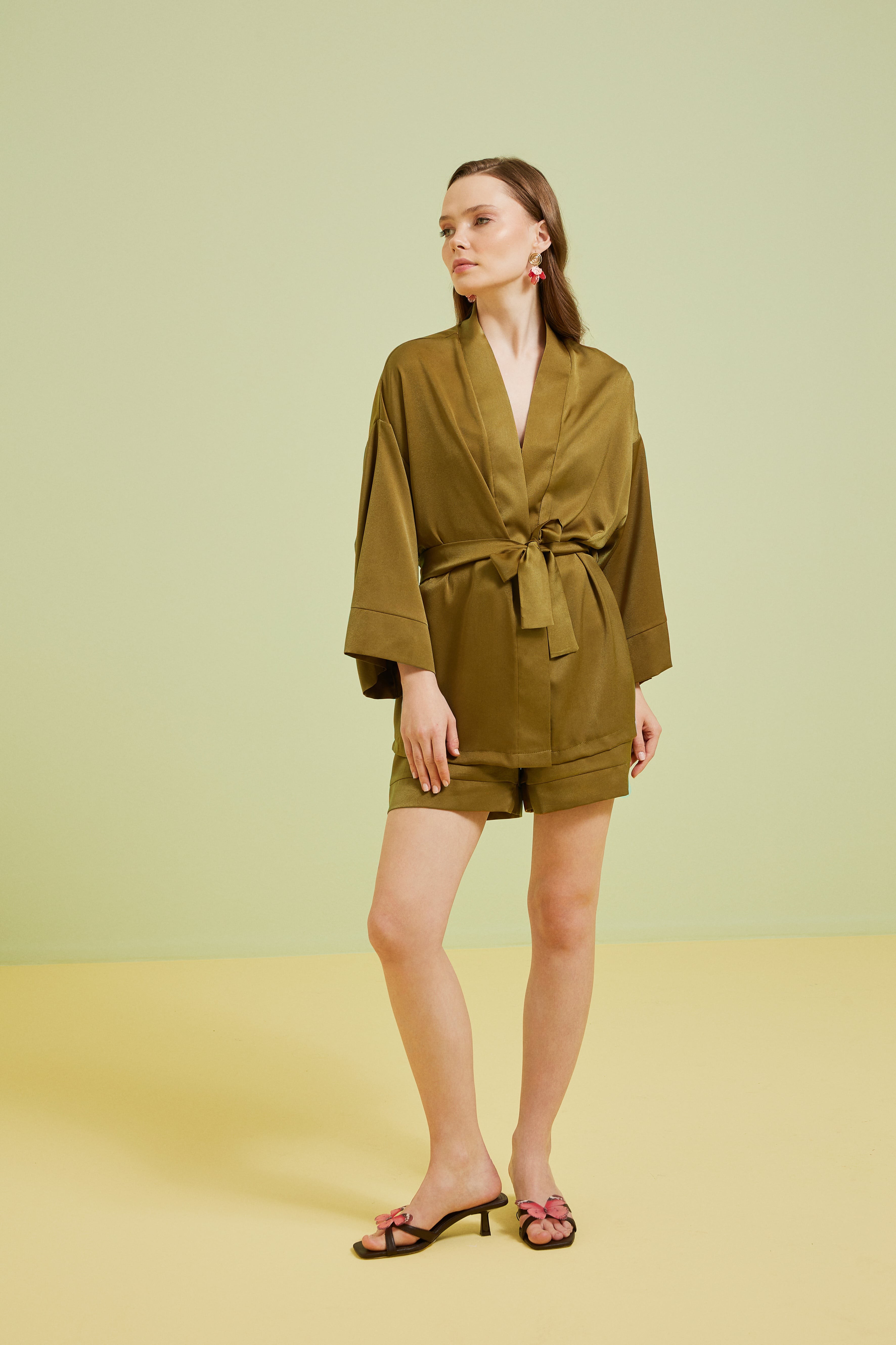 Olive Kadın Kısa Kimono